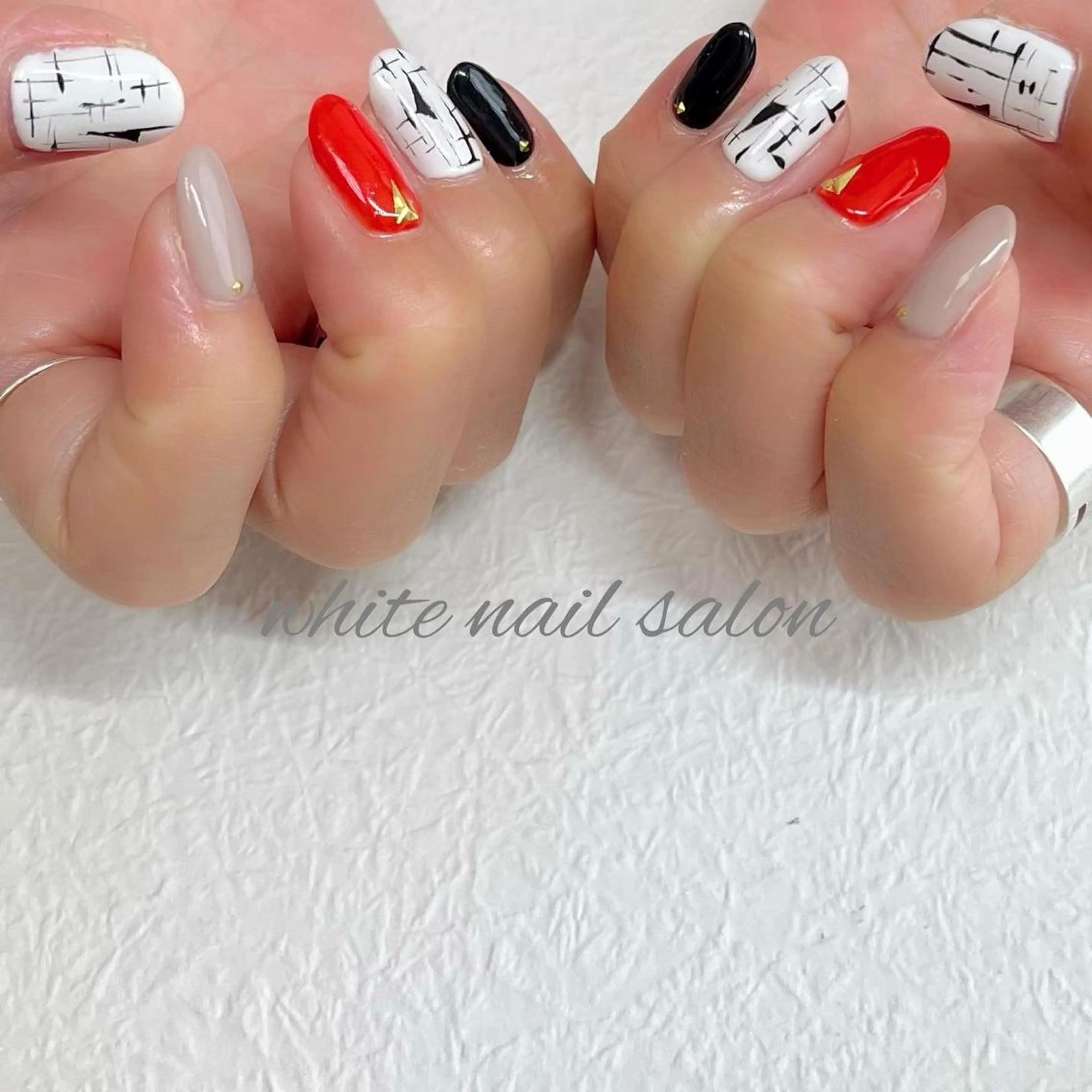 ネイル フットネイル ジェルネイル ハードジェル ラメ(グリッター) 持ち込み ハンドネイル white nail salonのネイルデザイン