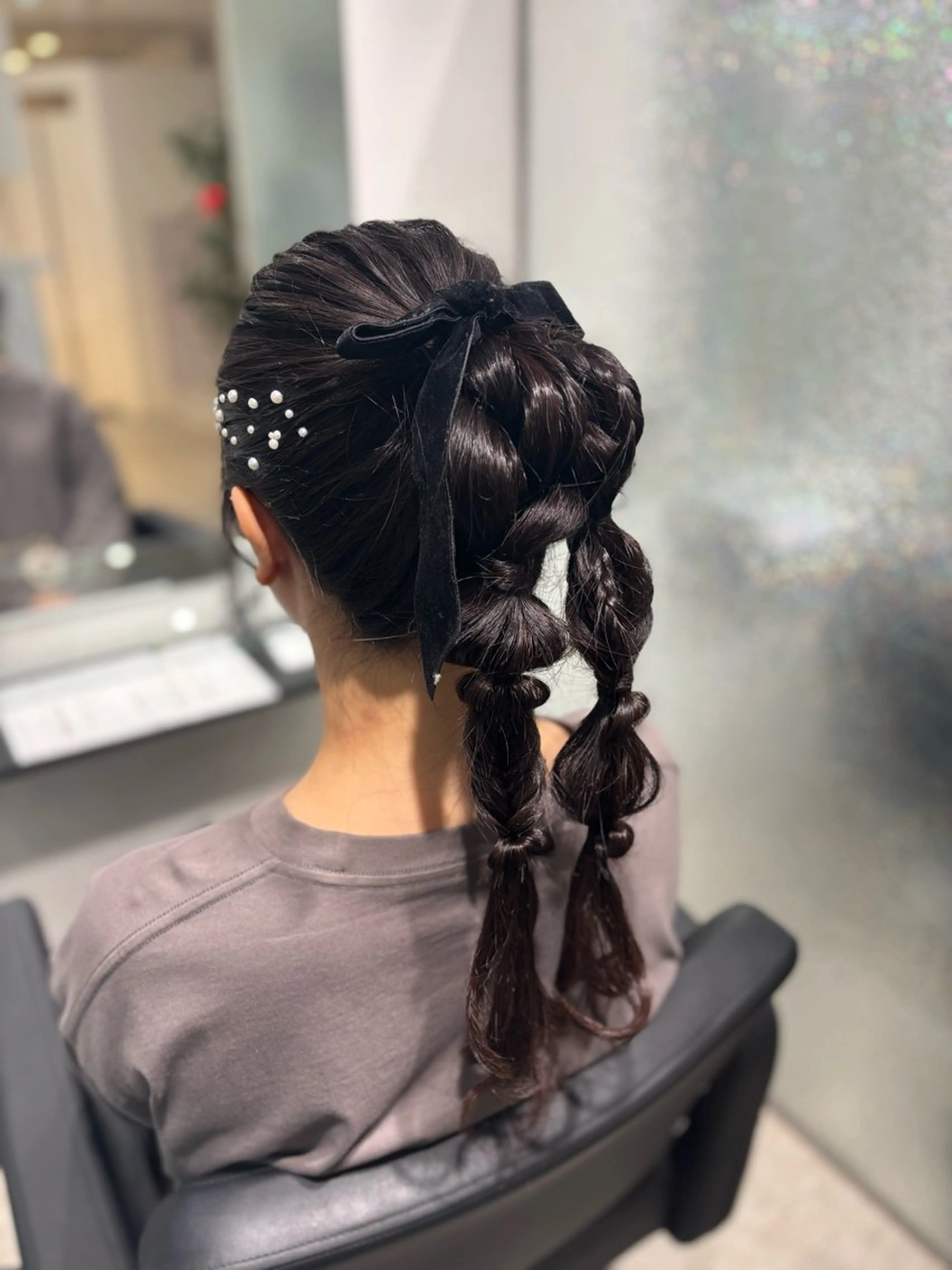 ロング ヘアアレンジ 結婚式・ブライダル ヘアセット Yuzu️🫧AO/ ハイトーン／韓国ヘアのヘアスタイル