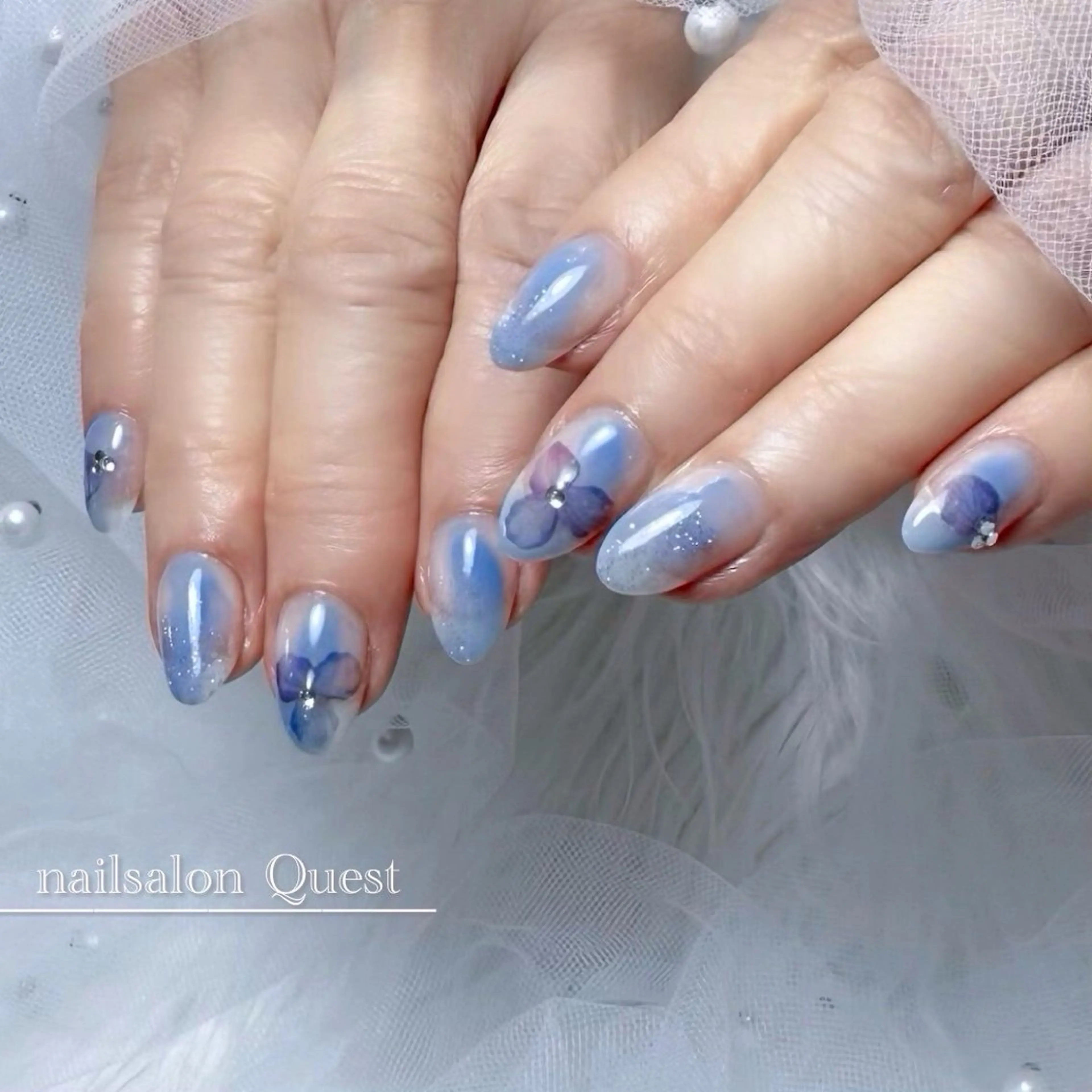 ネイル クリアネイル nailsalon Questのネイルデザイン
