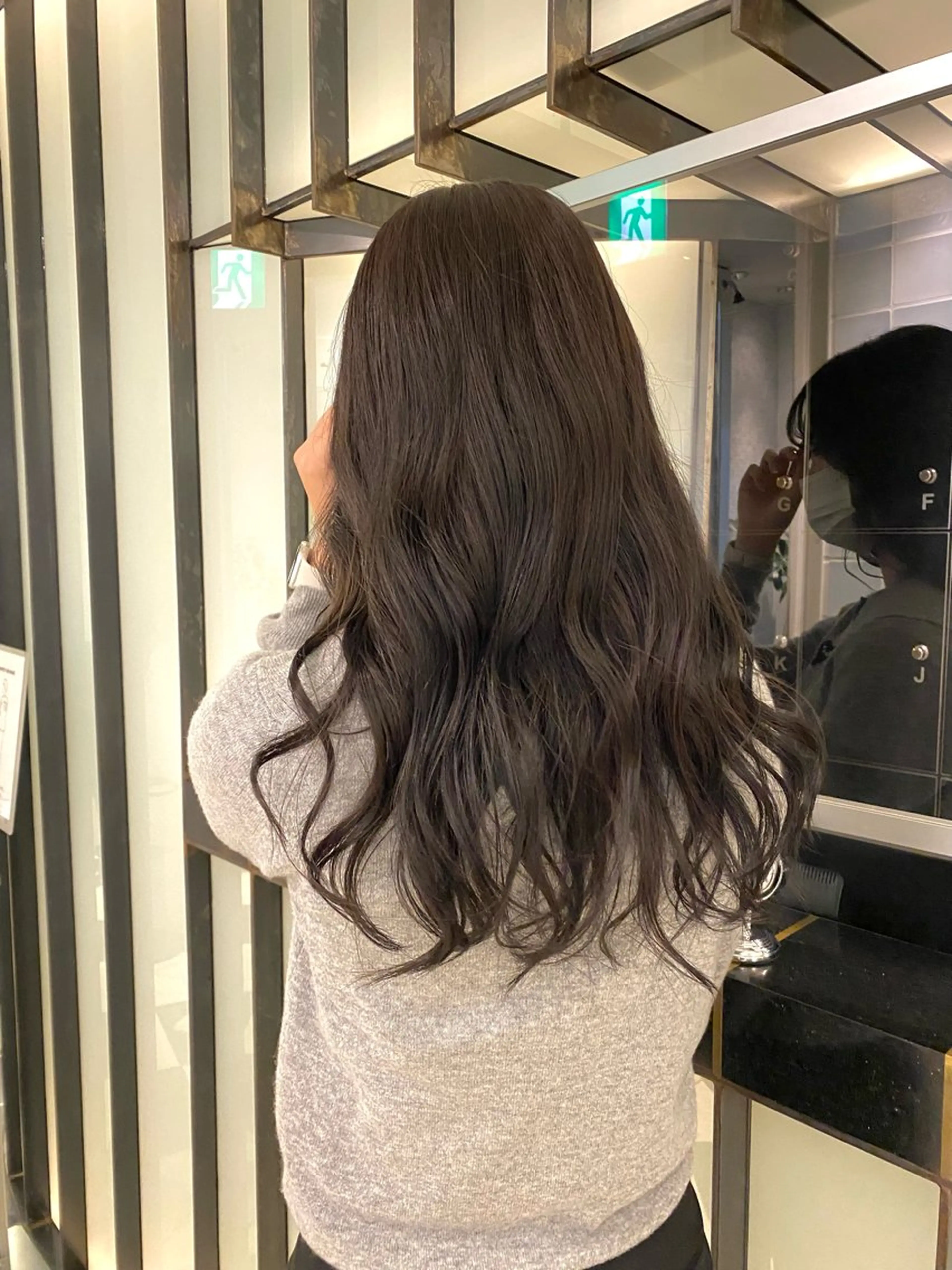 ロング 高山 沙来/レイヤー カット/髪質改善艶髪のヘアスタイル