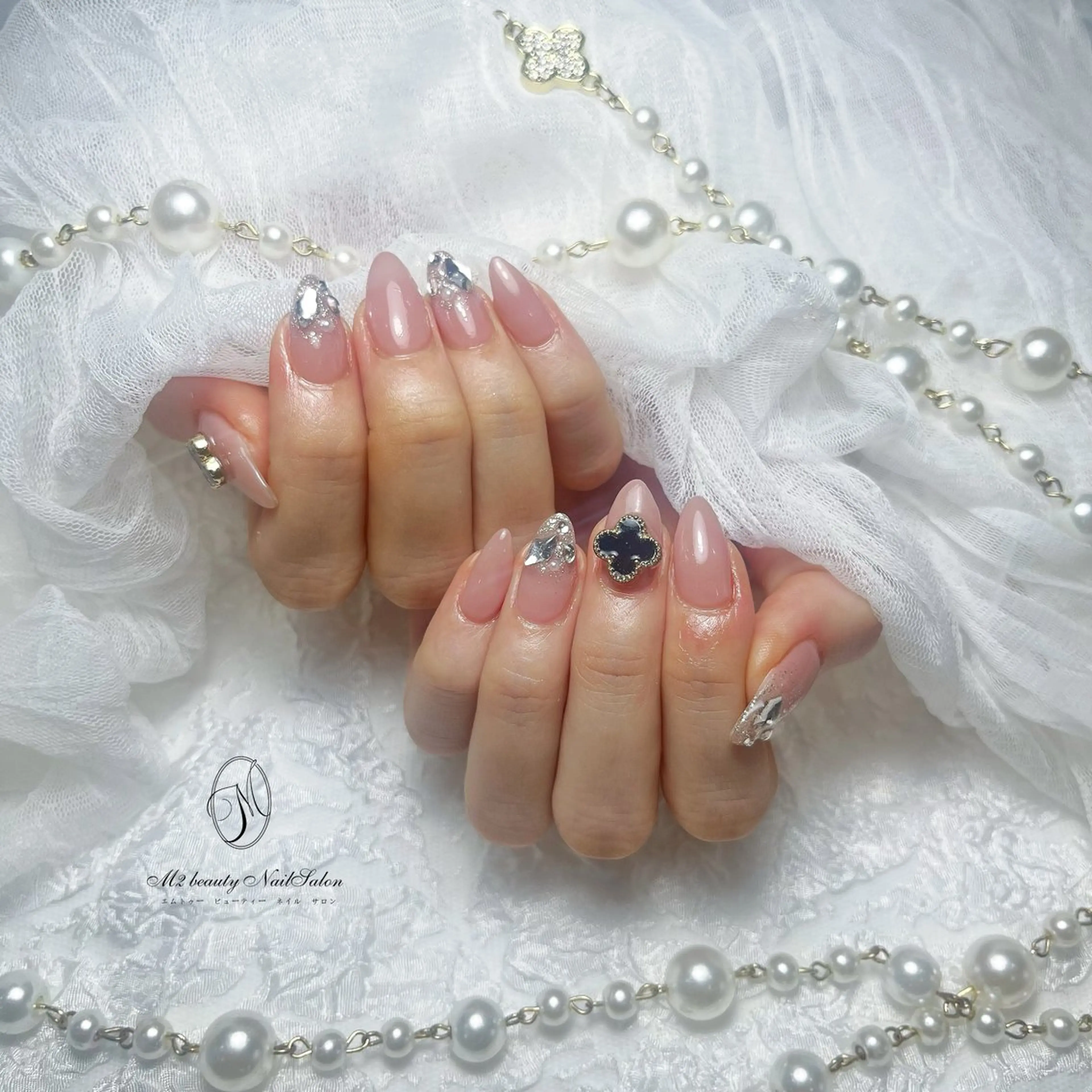 ネイル ハンドネイル M2 BEAUTY Marieのネイルデザイン