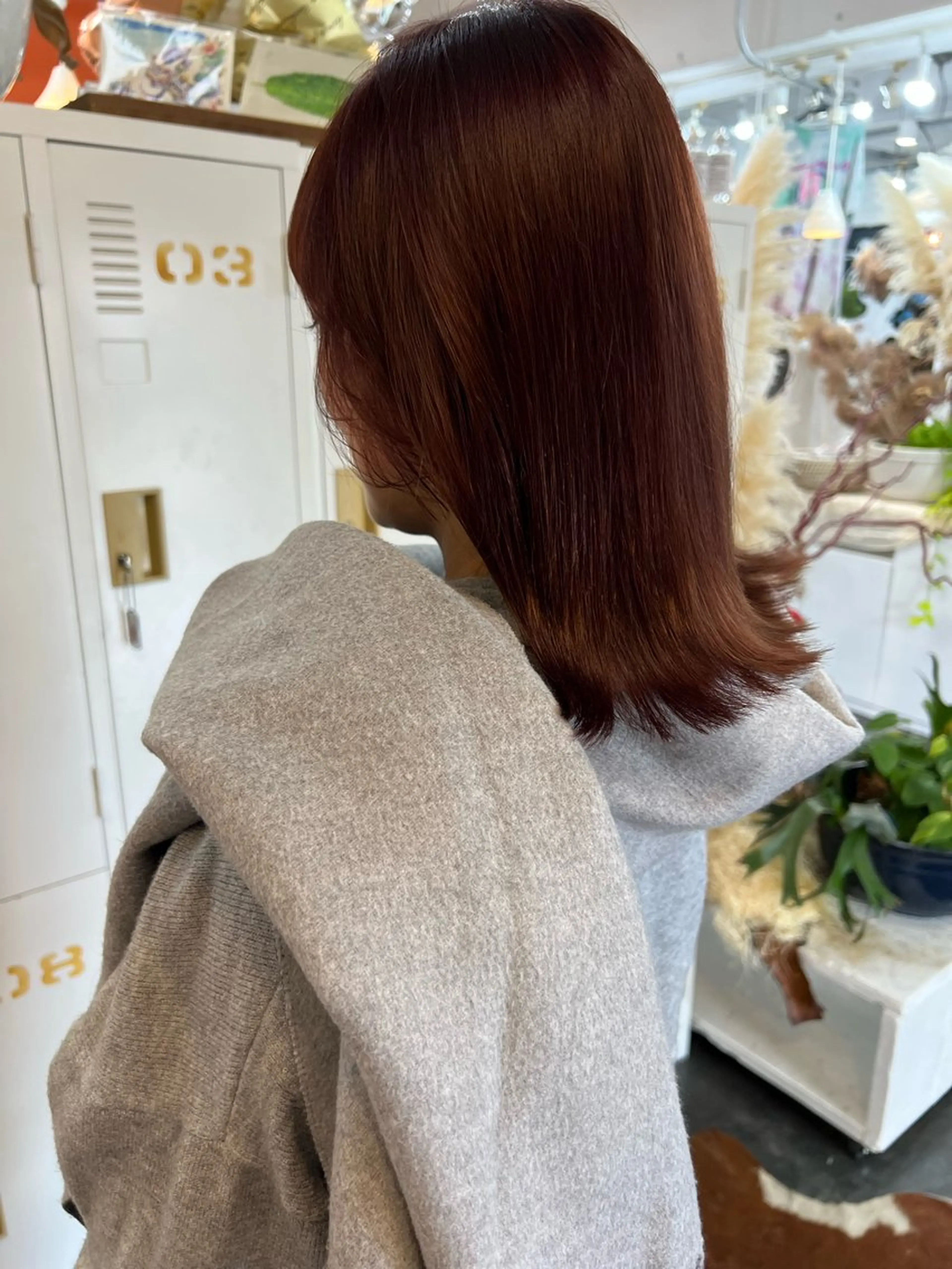 ミディアム カラー ブラウンカラー ピンクカラー ピンクブラウン LOMARLIE JURIAのヘアスタイル