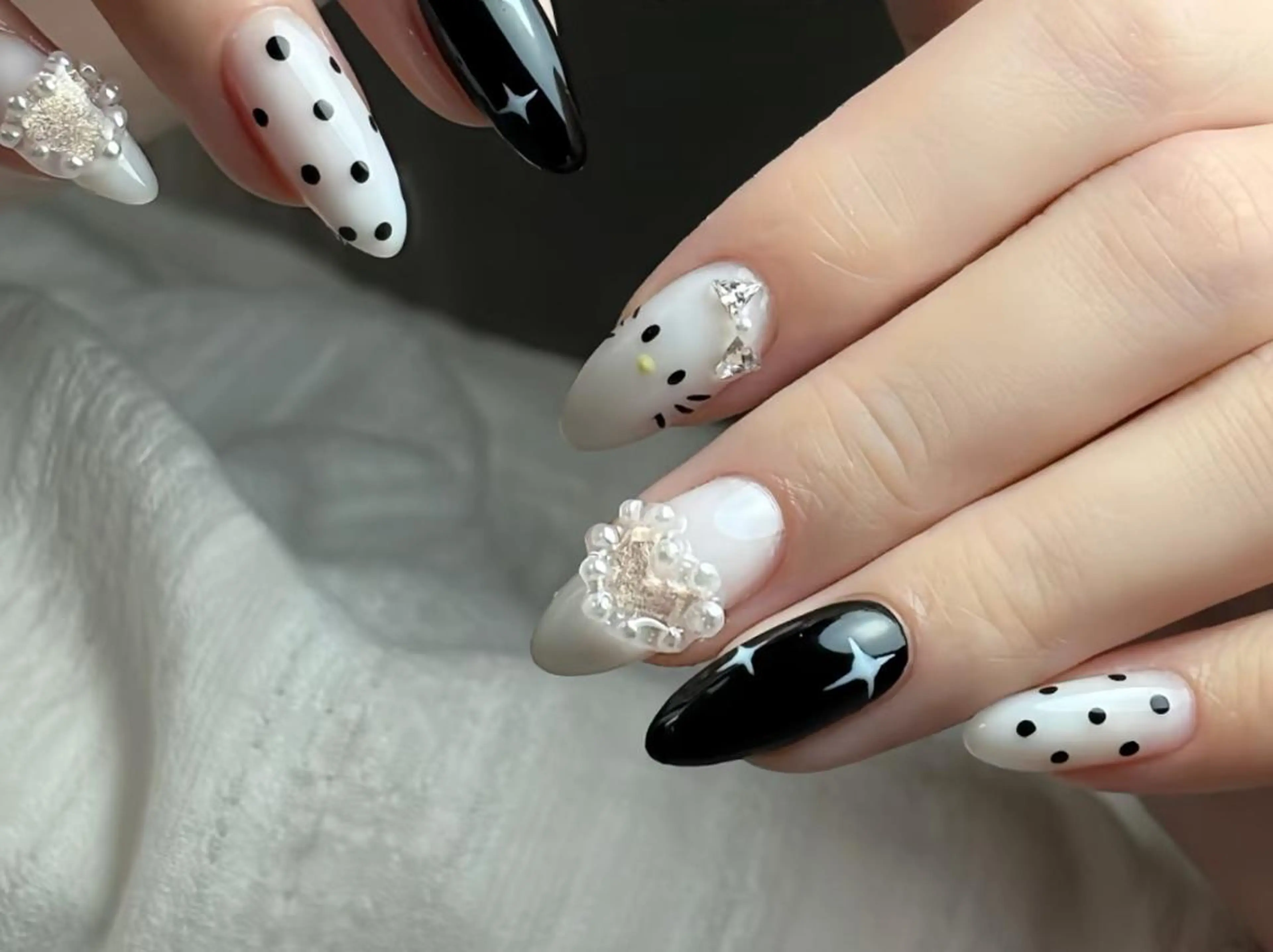 ネイル ハンドネイル ハンドケア 🍑 momo_nailのネイルデザイン