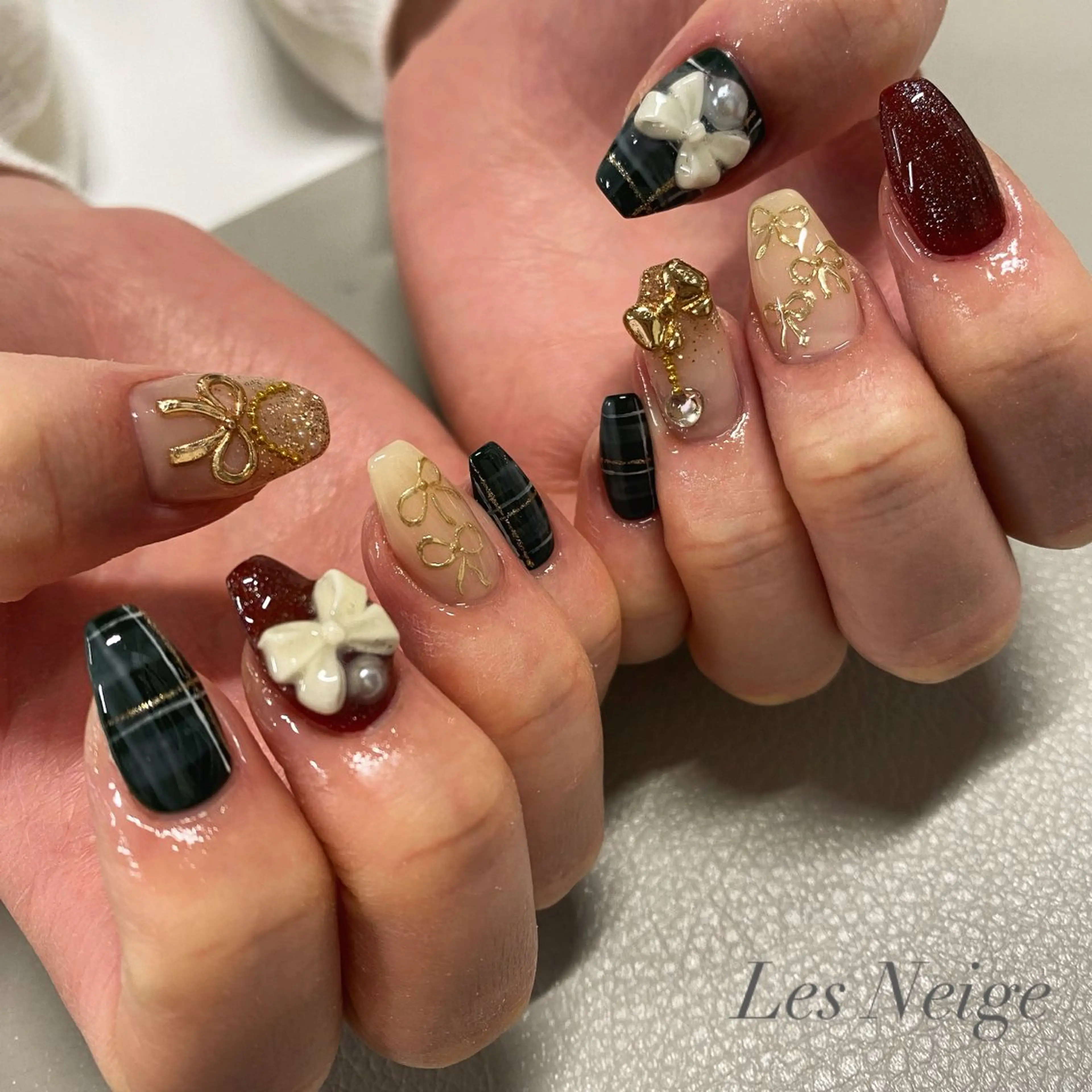 ネイル ハンドネイル Les Neige❄︎所属・Les Neigeのマツエク・マツパデザイン