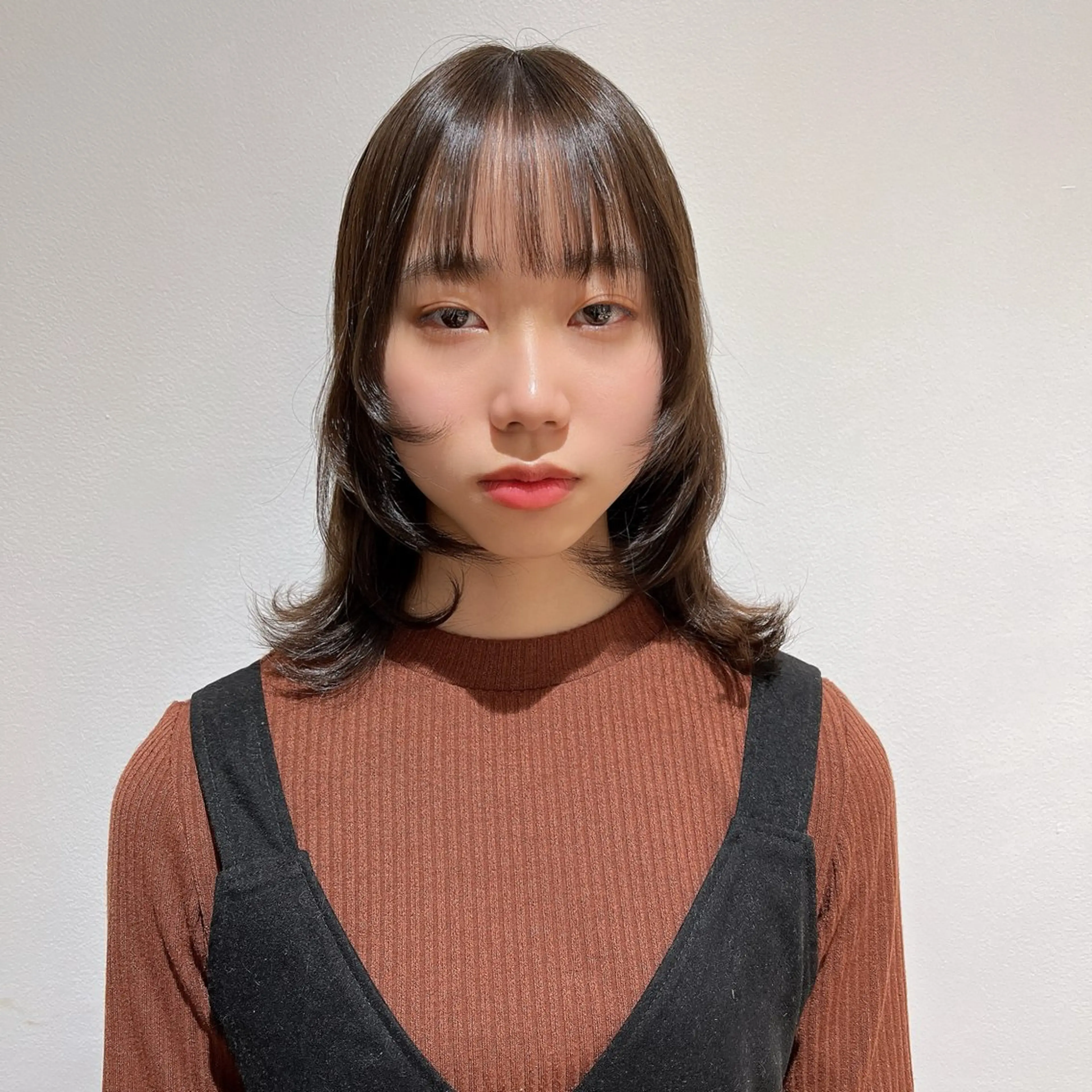 ミディアム カラー 顔まわりレイヤー レイヤーカット 💎透明感カラー特化 💎TAISEIのヘアスタイル