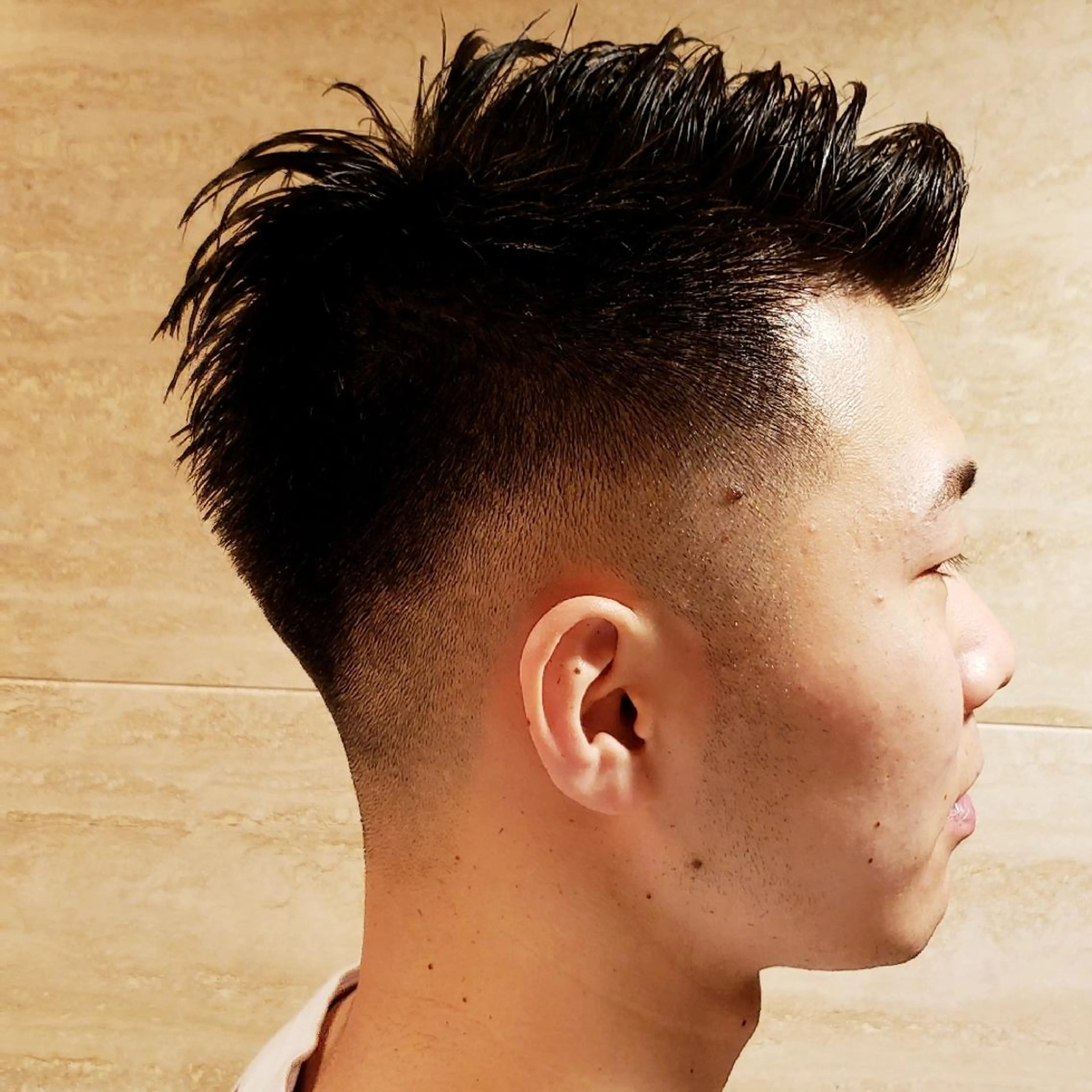 ショート Brotokyo BARBERSHOP 銀座店所属・BroTokyo マルのヘアスタイル