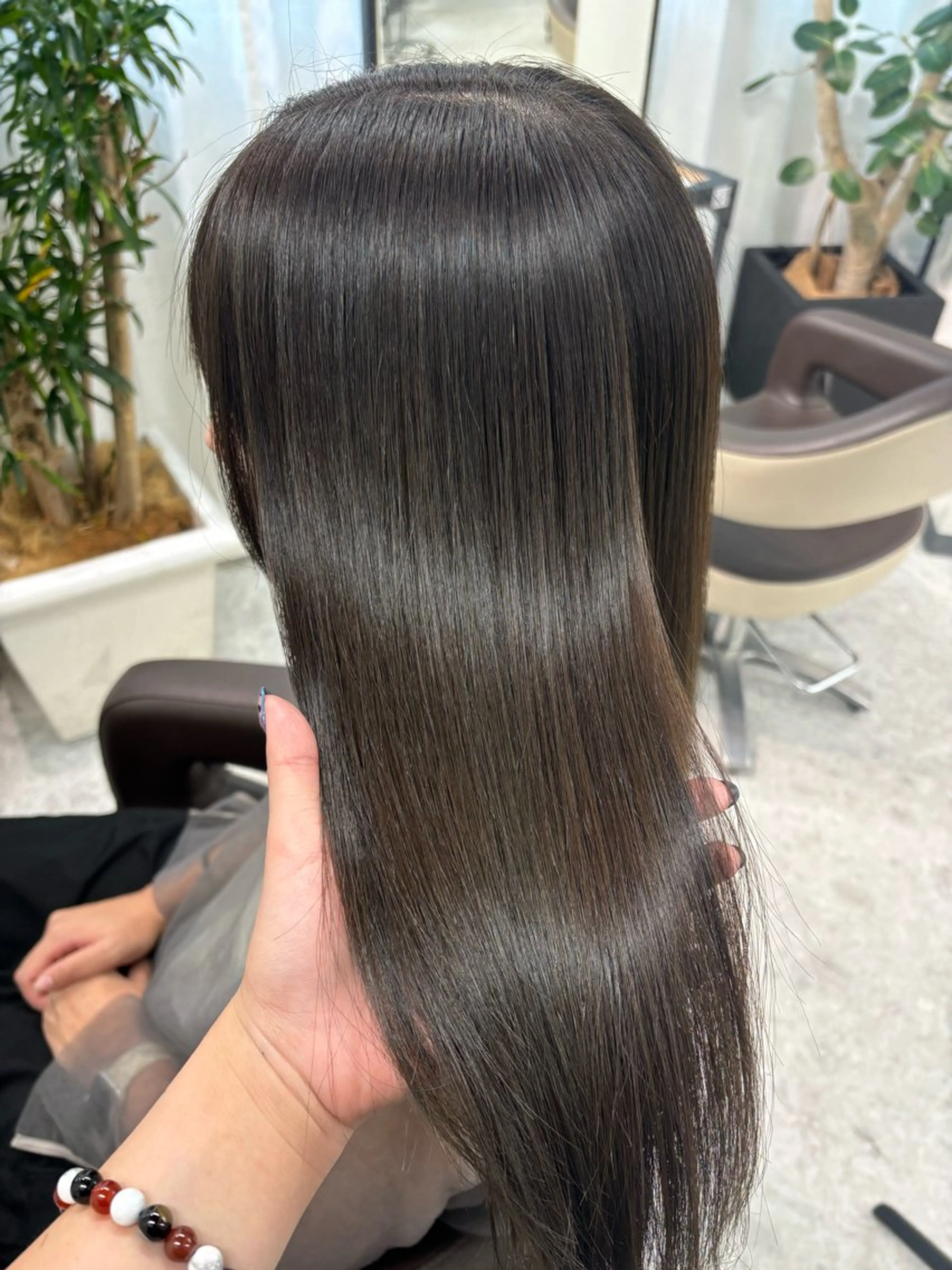 カット＋シークレットカラー＋髪質改善トリートメントの写真