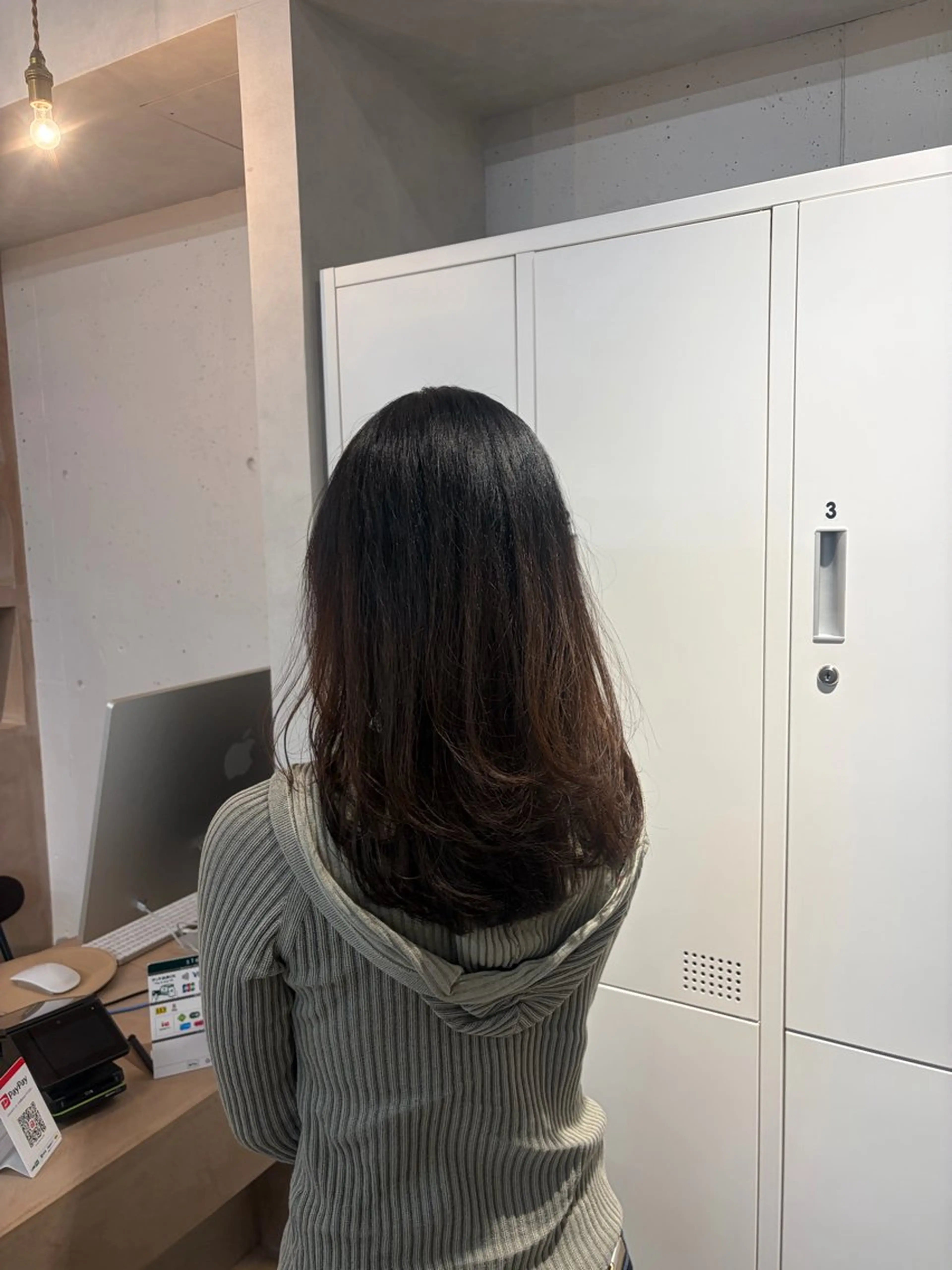 セミロング レイヤーカット ひなた-YUCCA- elua⭐️のヘアスタイル