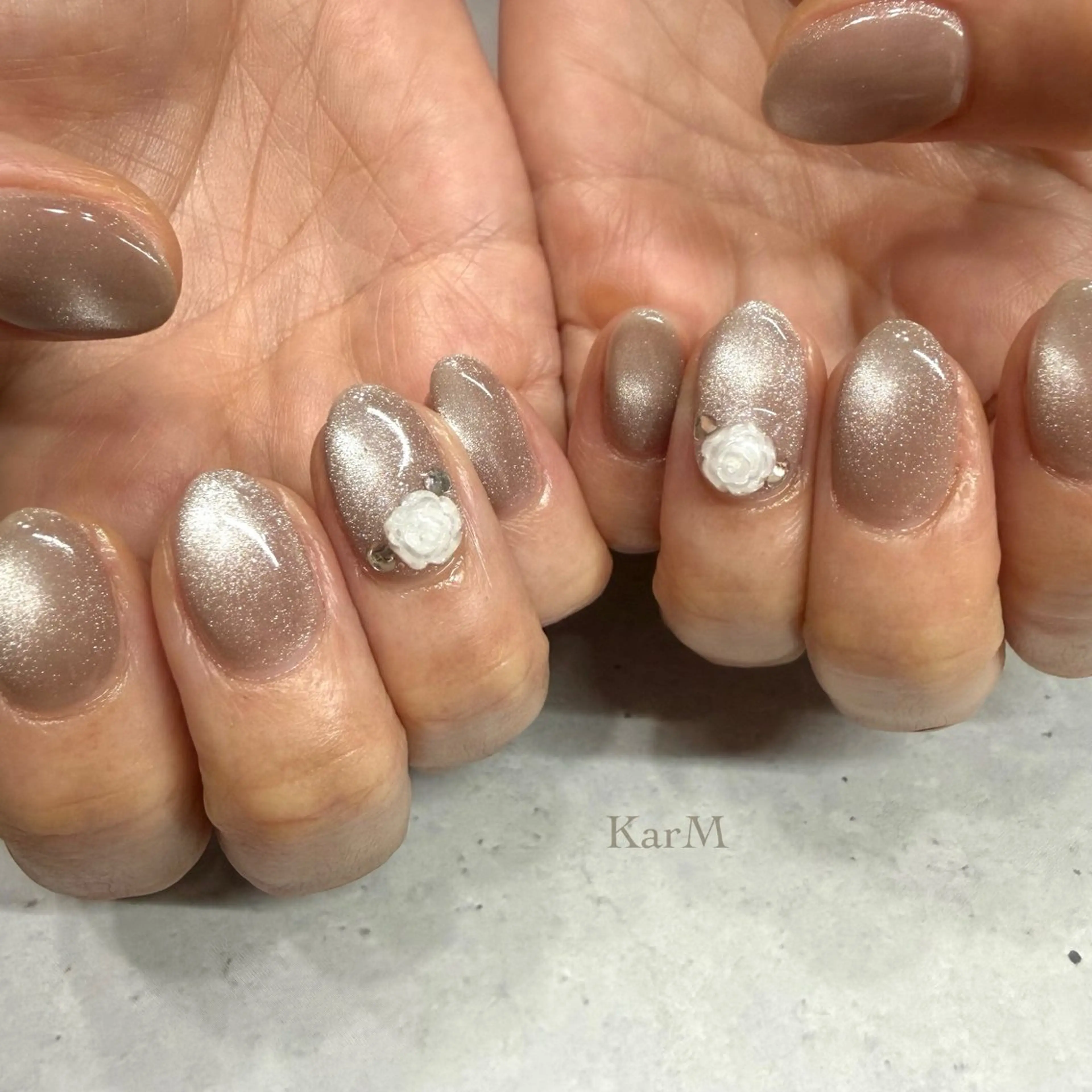 ネイル オーロラネイル チークネイル ドット フラッシュネイル フレンチネイル ハンドネイル ogino karinのネイルデザイン