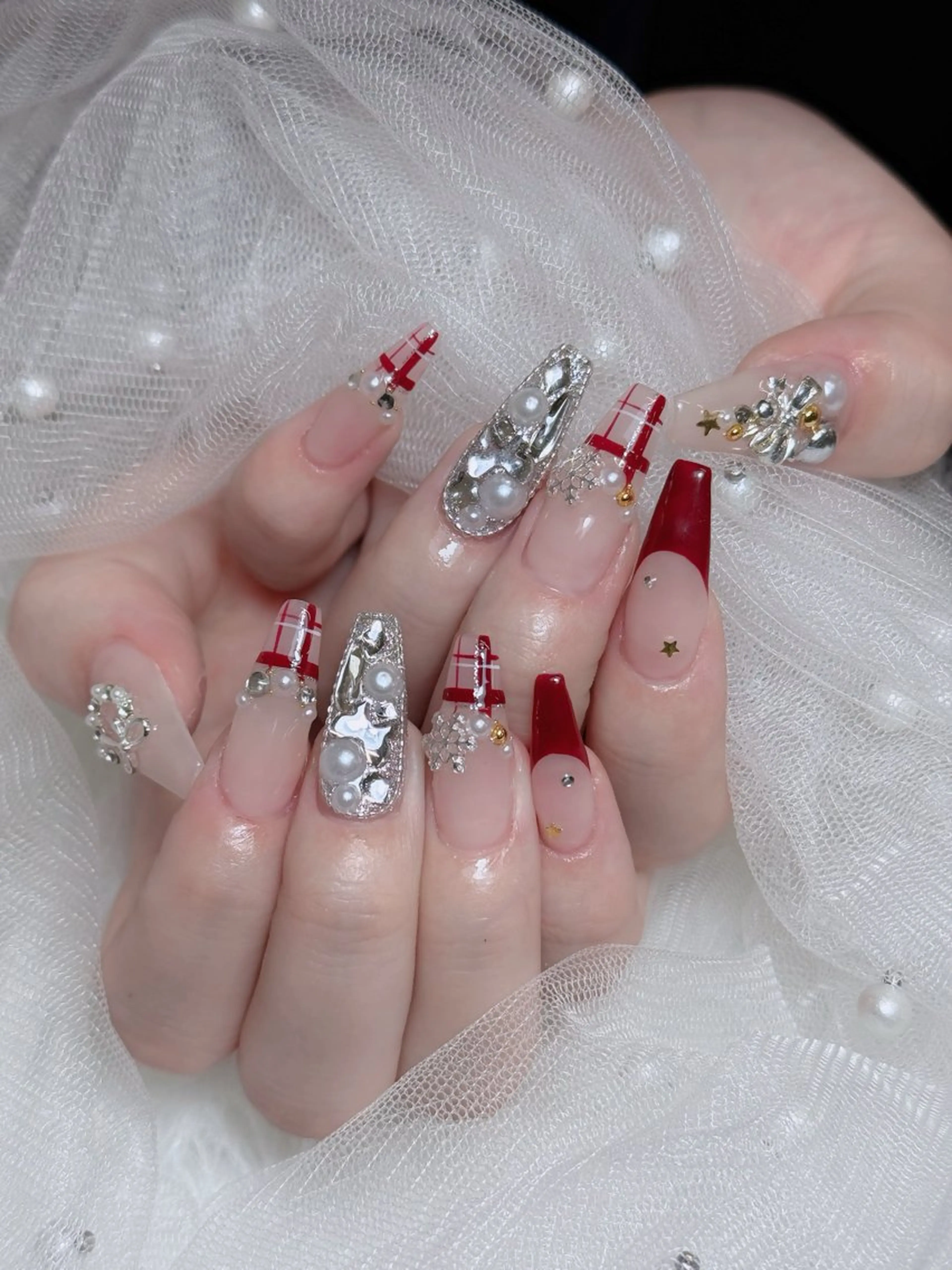 ネイル オーロラネイル チークネイル フットネイル フレンチネイル ハロウィン ハンドネイル Lumi Nail 新大久保3‘のネイルデザイン