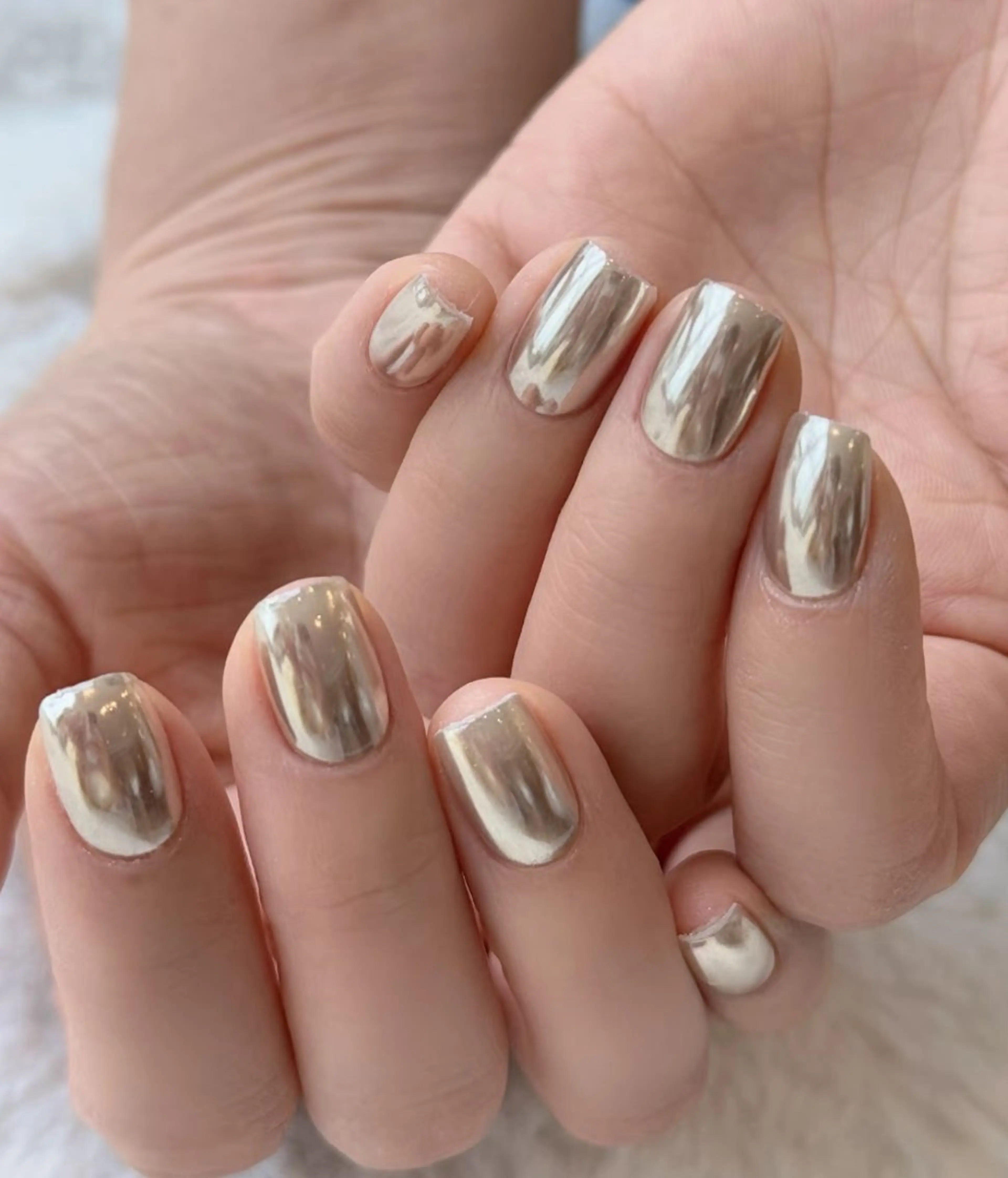 ネイル アートネイル クリアネイル ジェルネイル ガーリー ゴールド ハンドネイル モンナ CCのネイルデザイン