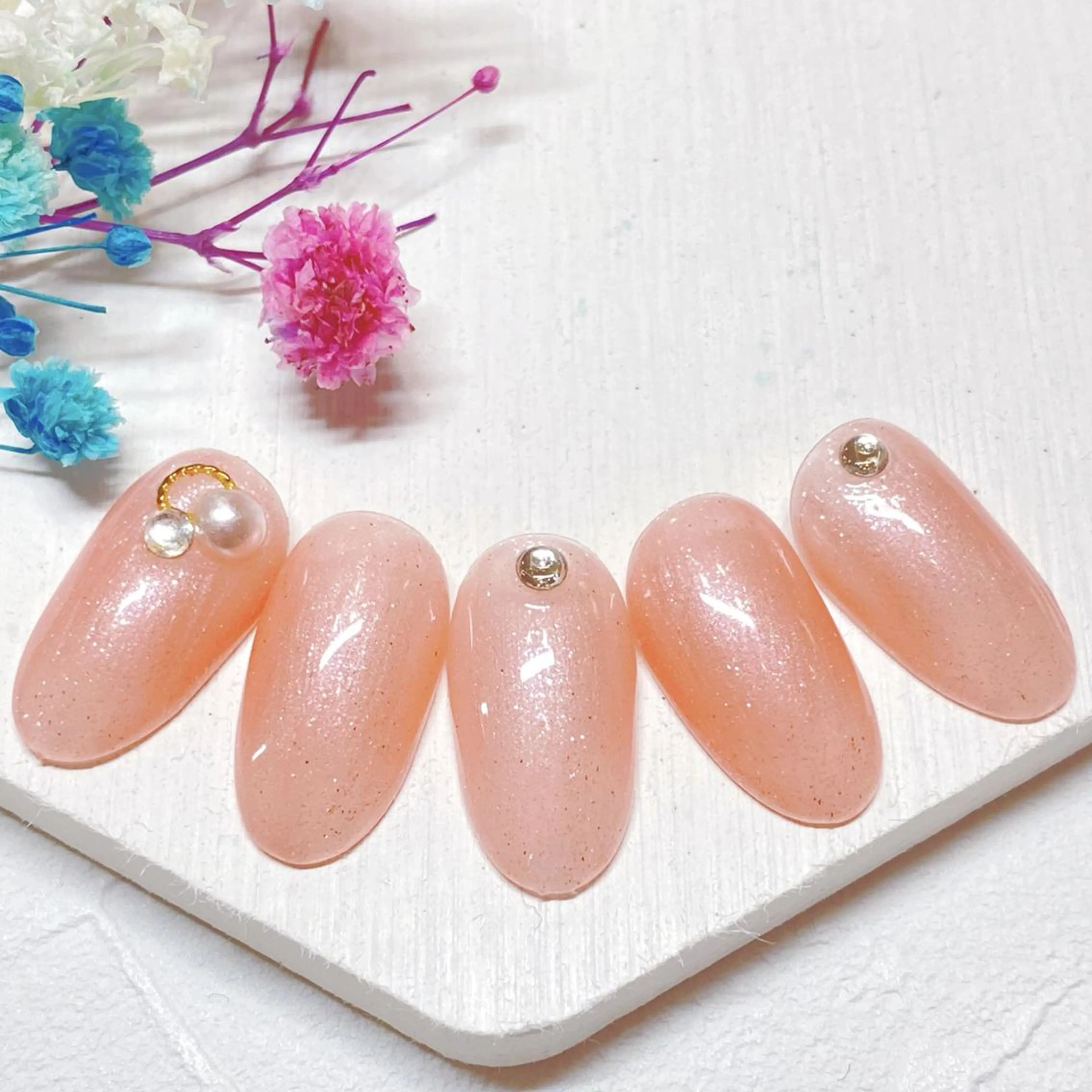 ネイル ハンドネイル ネイリストYuri シェルウェリナ船橋のネイルデザイン