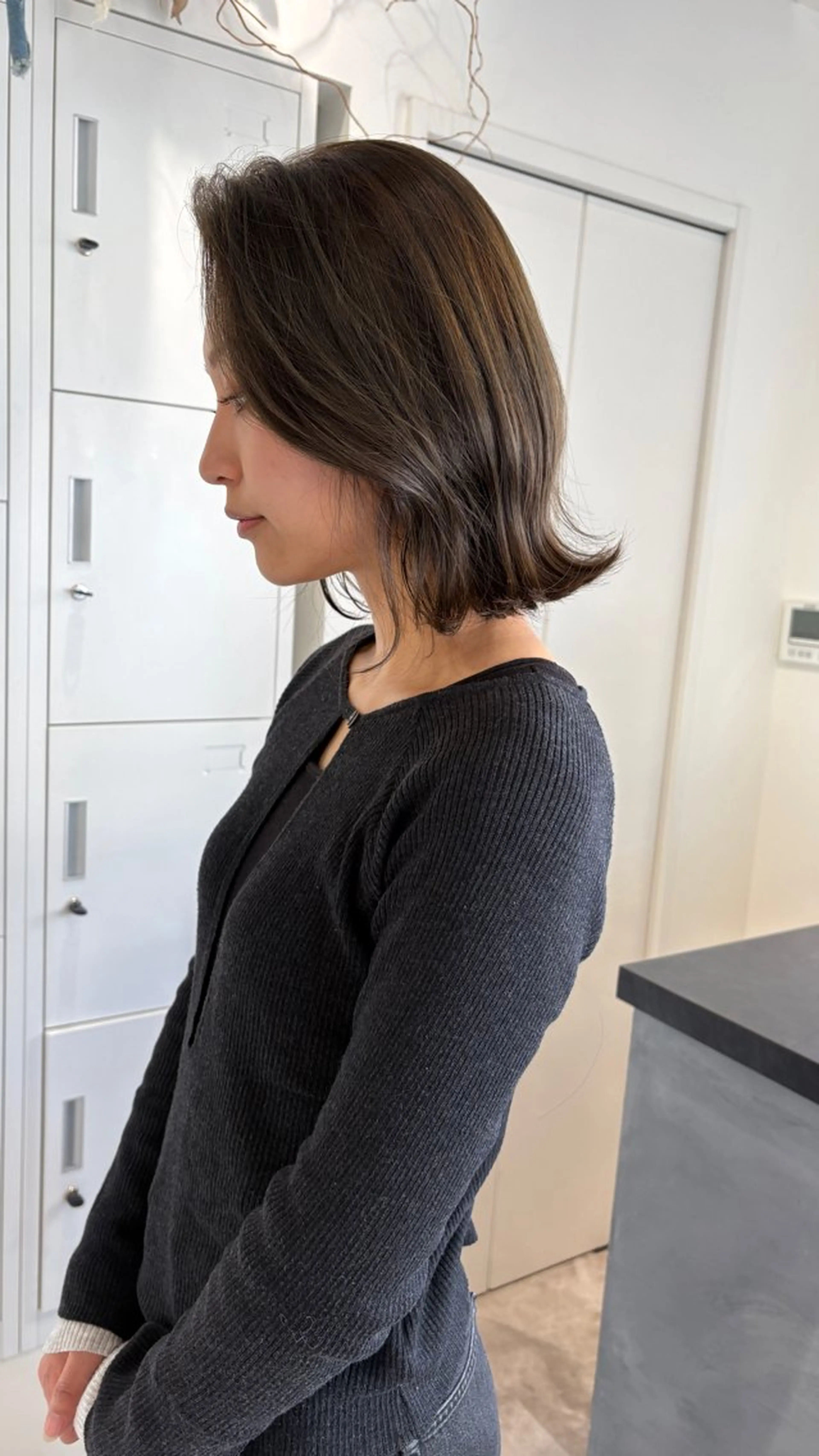 カラー 河野 いずみのヘアスタイル