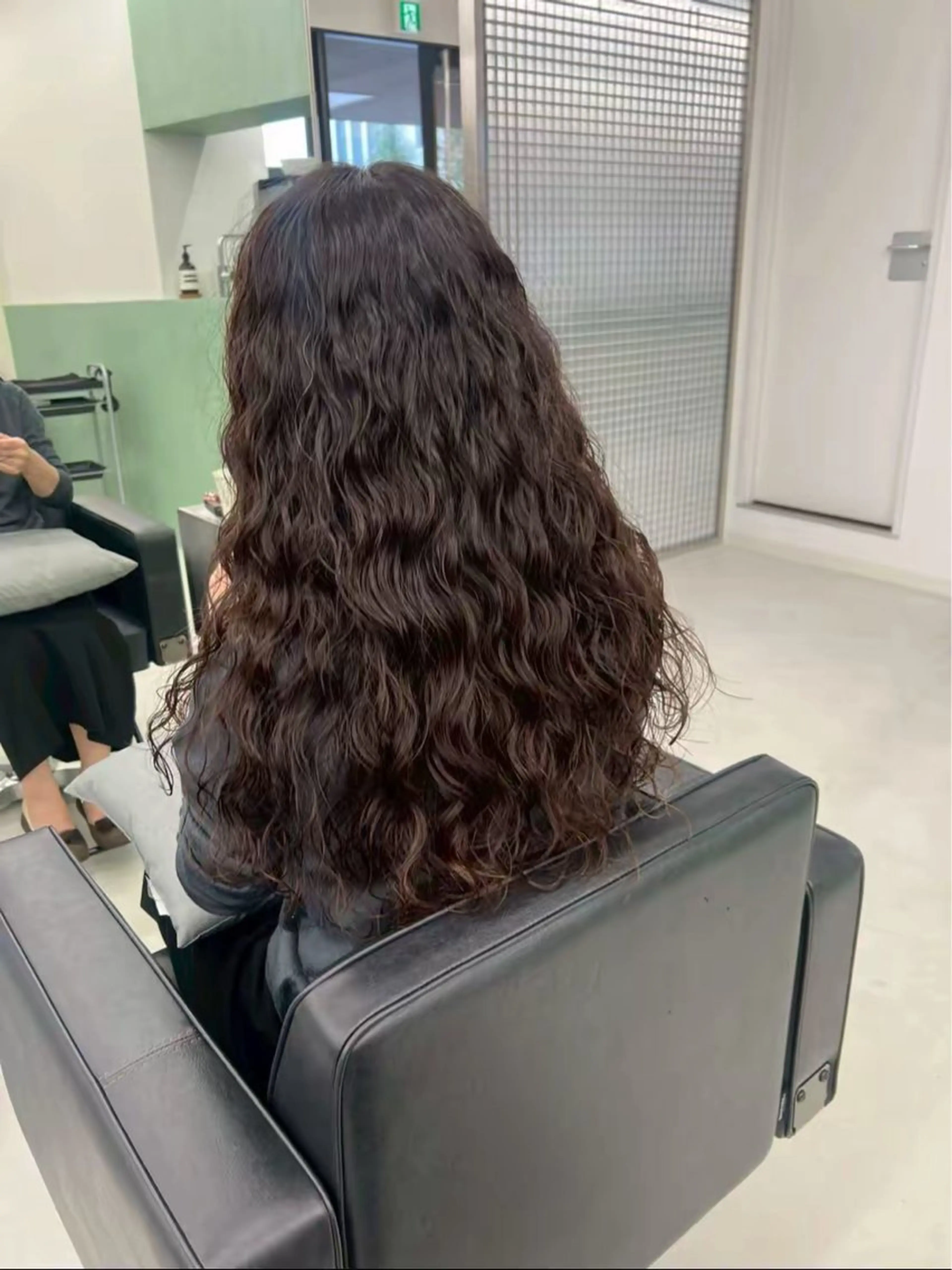 ロング パーマ カット パーマ トリートメント 似合わせショート/ パーマ‪/表参道のヘアスタイル