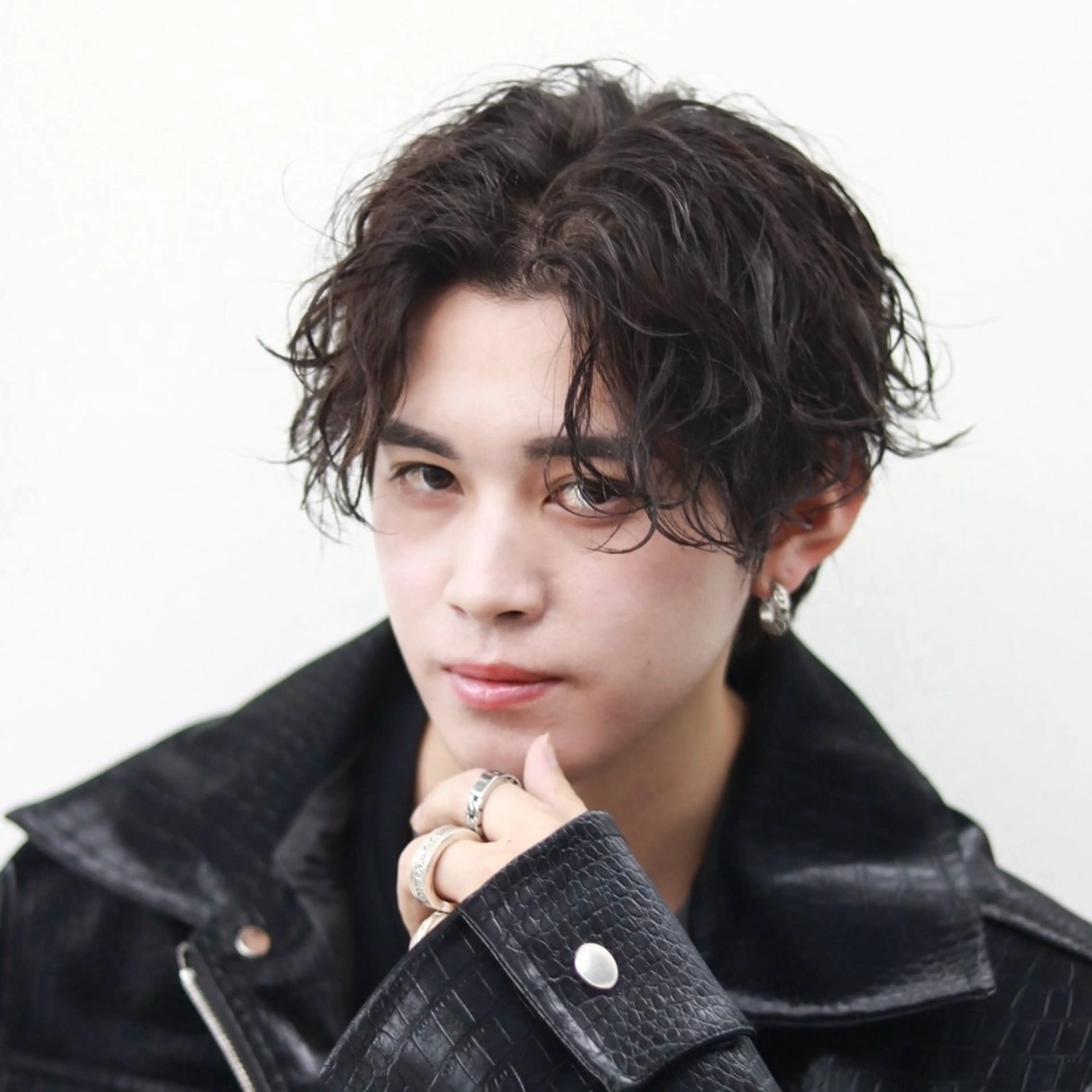 ショート カラー パーマ メンズ カット パーマ 🔥メンズ🔥かっこ いいが正義!代表柿崎のヘアスタイル