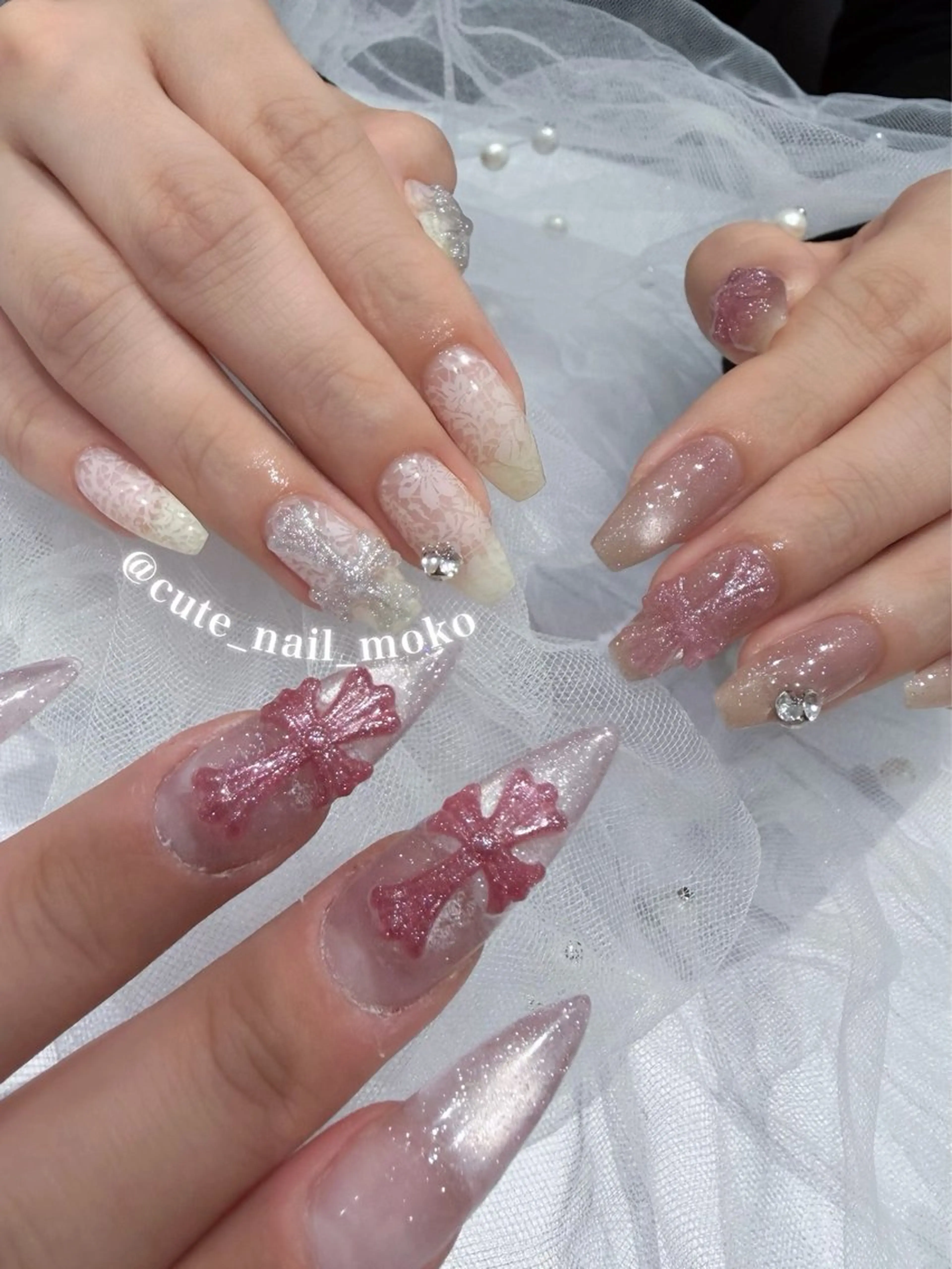 ネイル ハンドネイル GO TODAY SHAiRE SALON原宿 Liber所属・️🫧もこ 艶感ネイル🫧のネイルデザイン