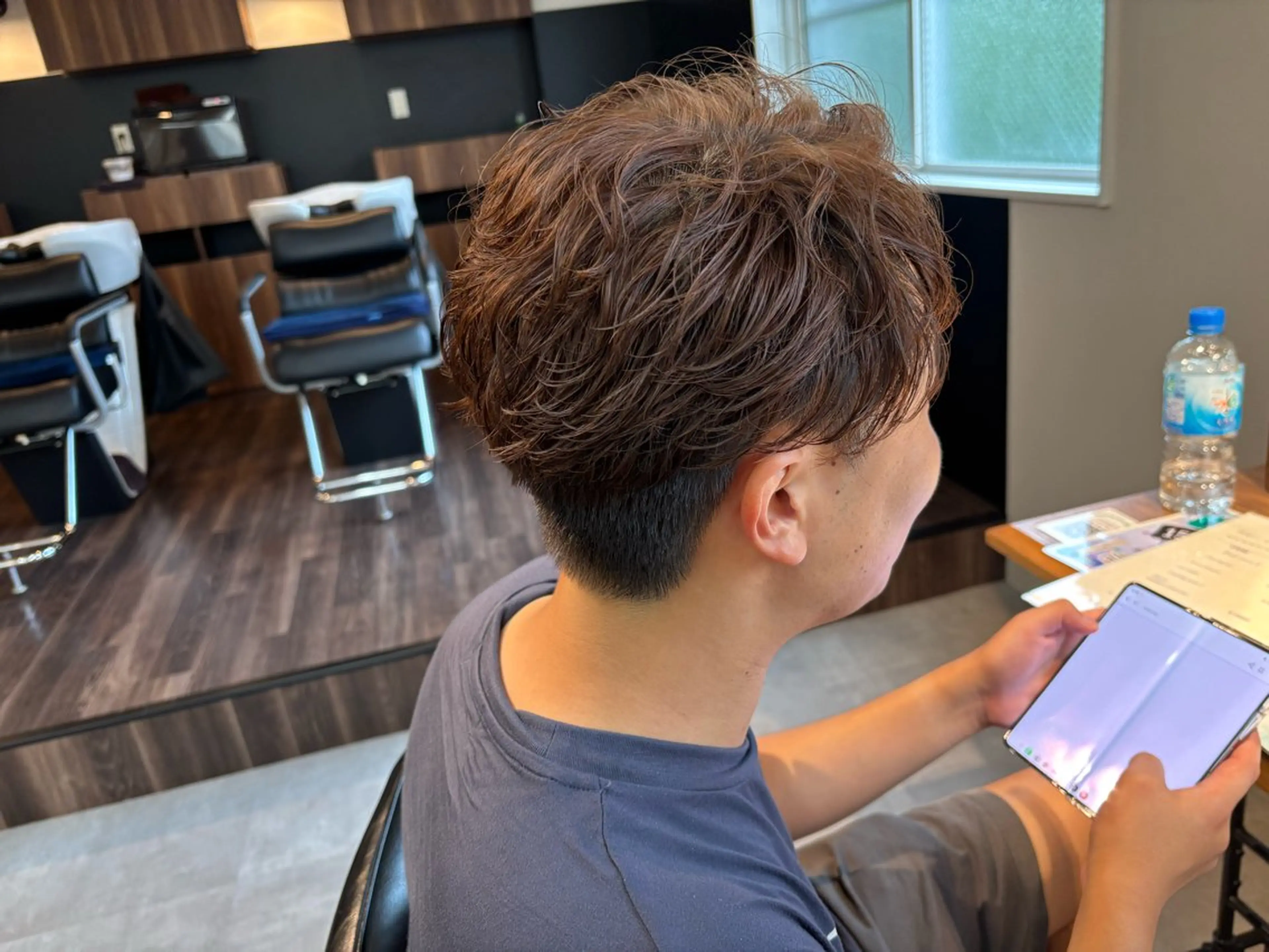 パーマ メンズ フェザーパーマ メンズパーマ カット パーマ フェザーパーマ/韓国 /メンズカット保立のヘアスタイル