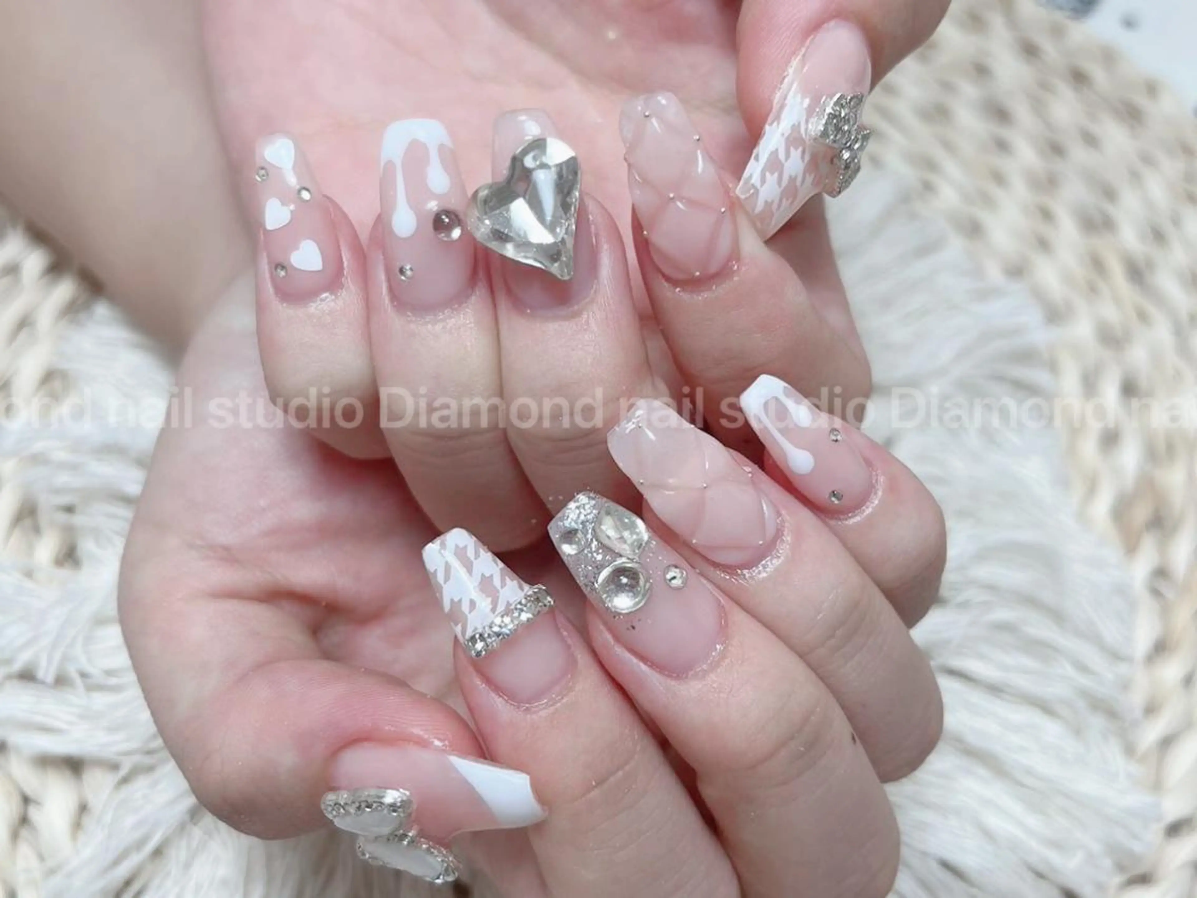 ネイル ゴージャス 持ち込み スカルプネイル DIAMOND Nail🍒のネイルデザイン