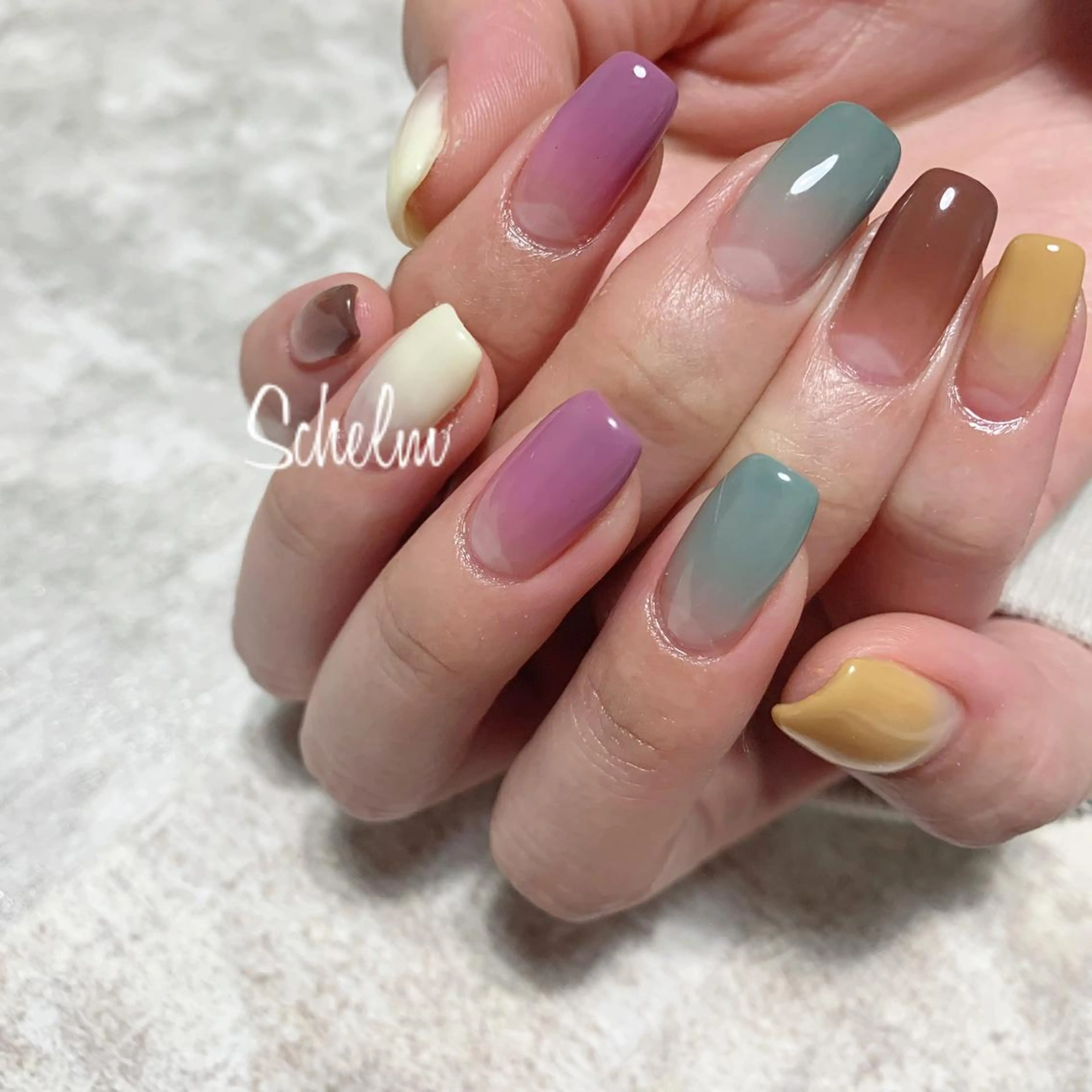 ネイル ハンドネイル nail room シュレムのネイルデザイン