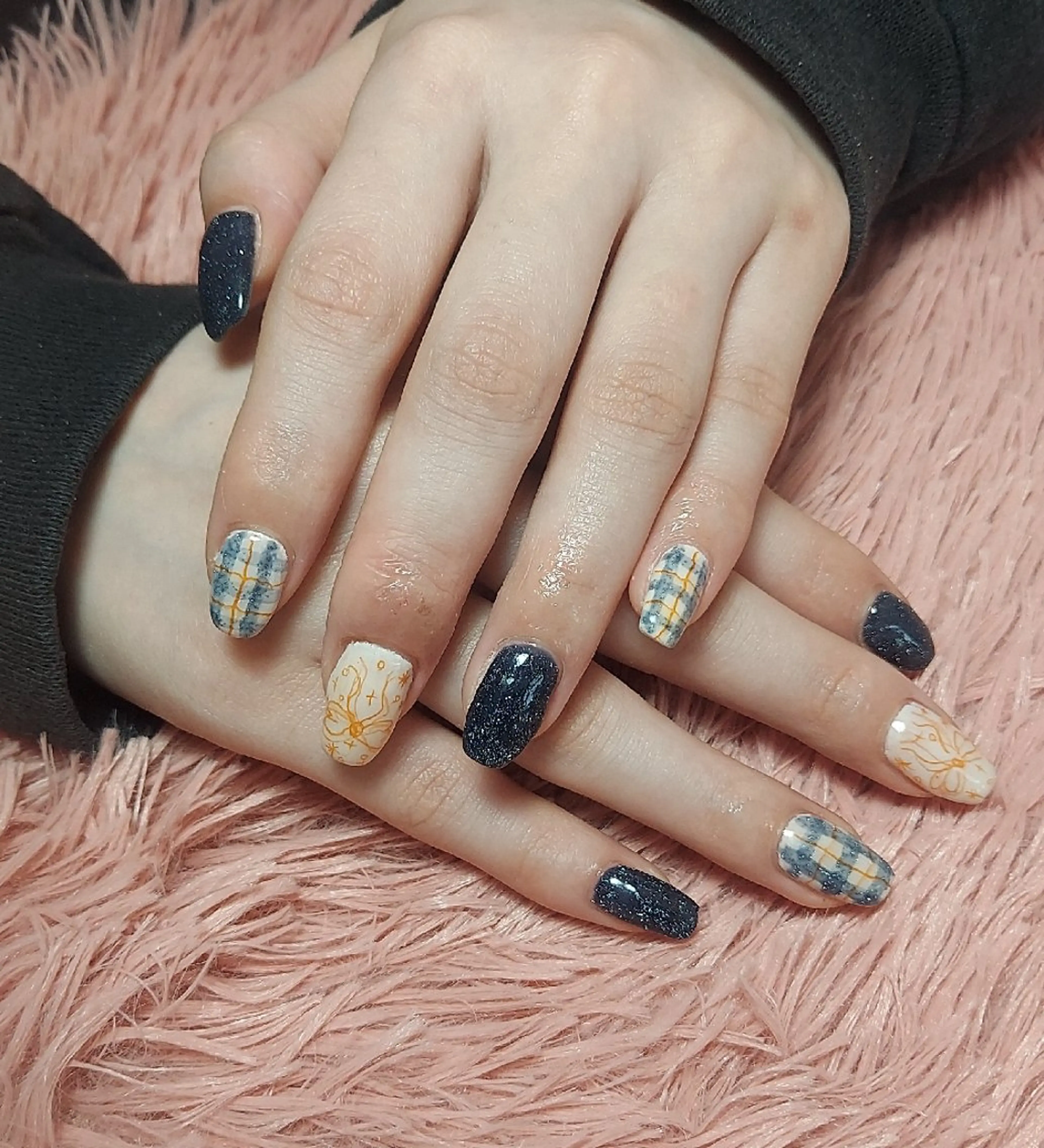 ネイル ハンドネイル とりごえ さおりのネイルデザイン