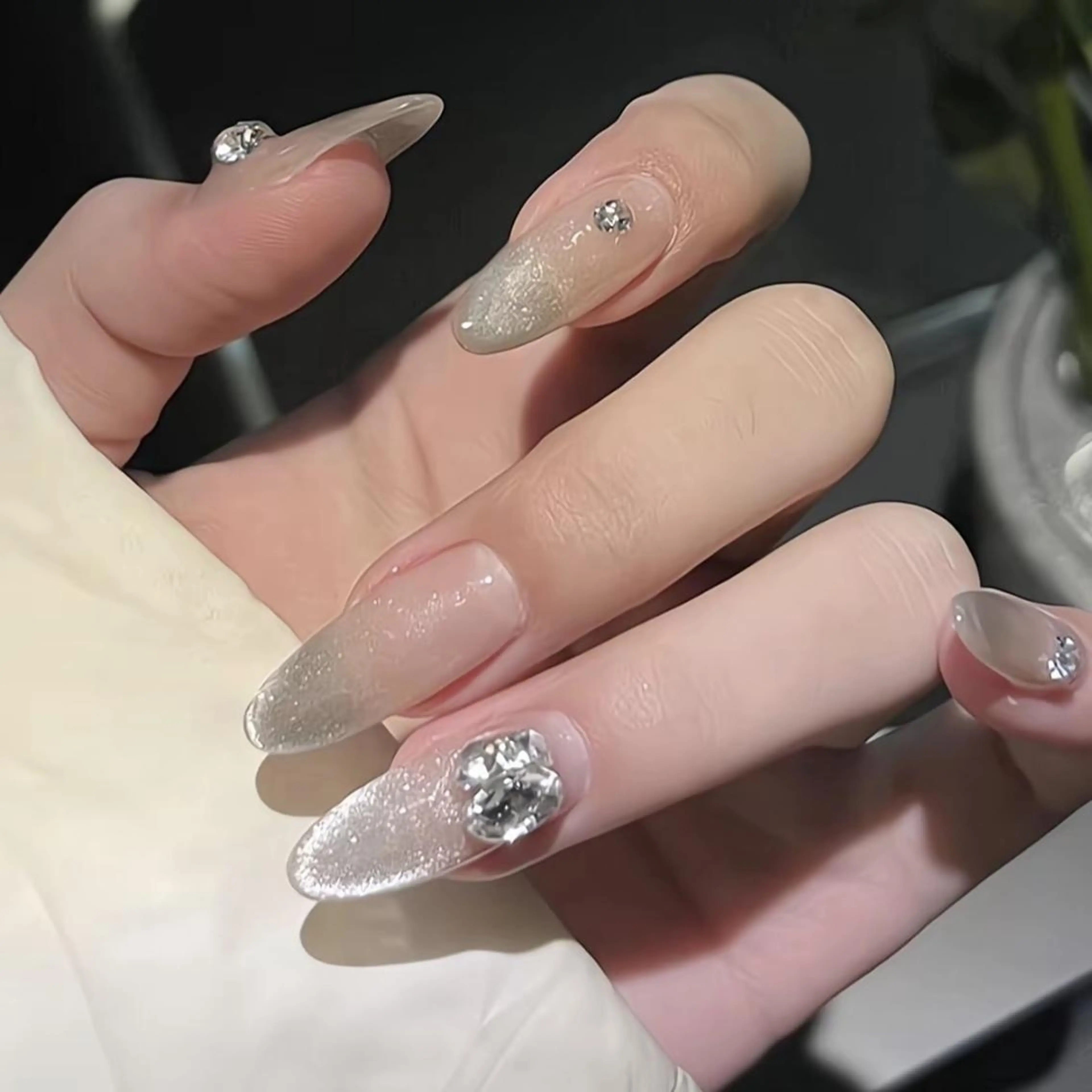 ネイル RAFFINE haru🦋🩵のネイルデザイン