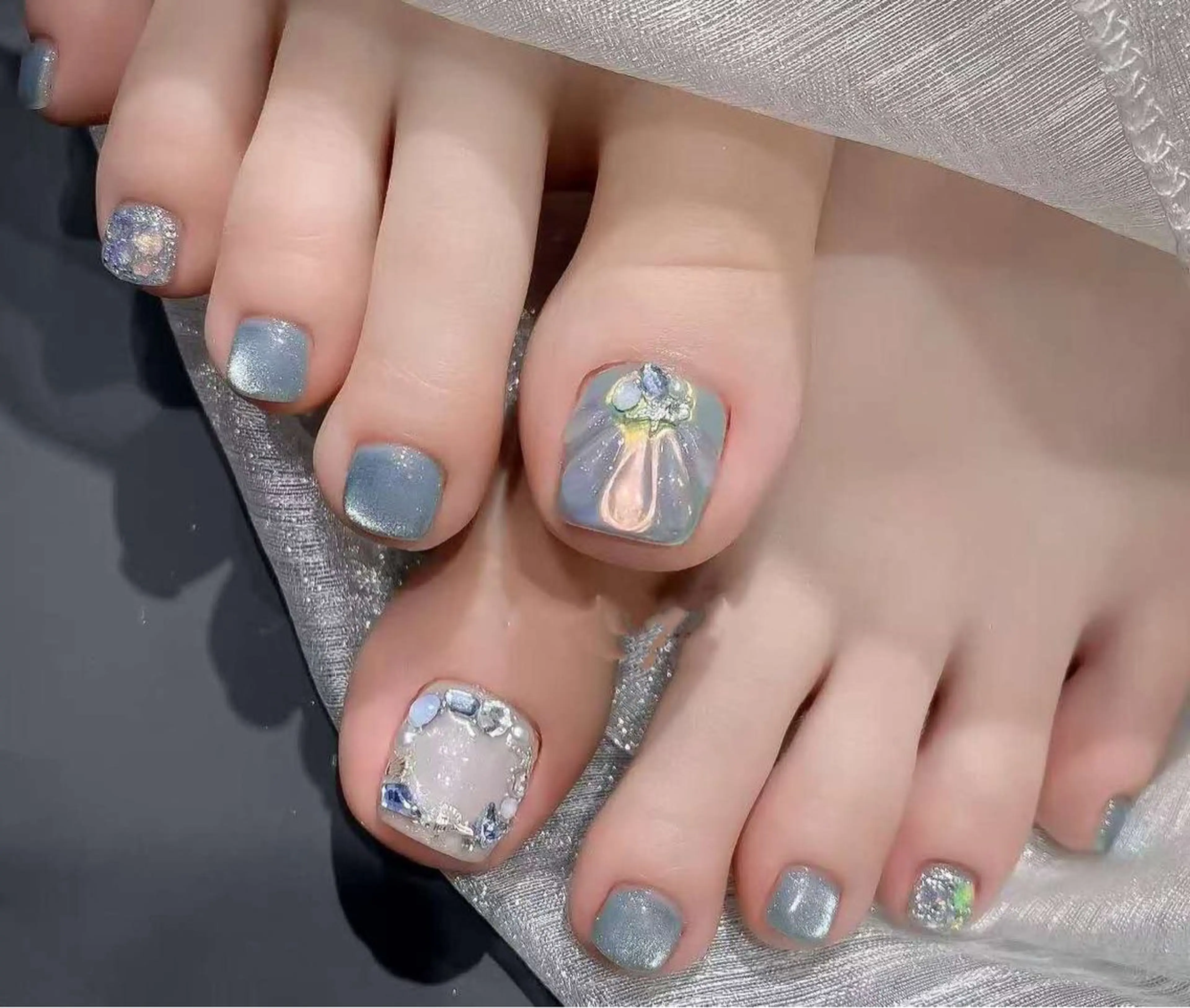 ネイル オーロラネイル フラワーネイル フットネイル フレンチネイル ジェルネイル フットネイル BabyYouMi ねねのネイルデザイン