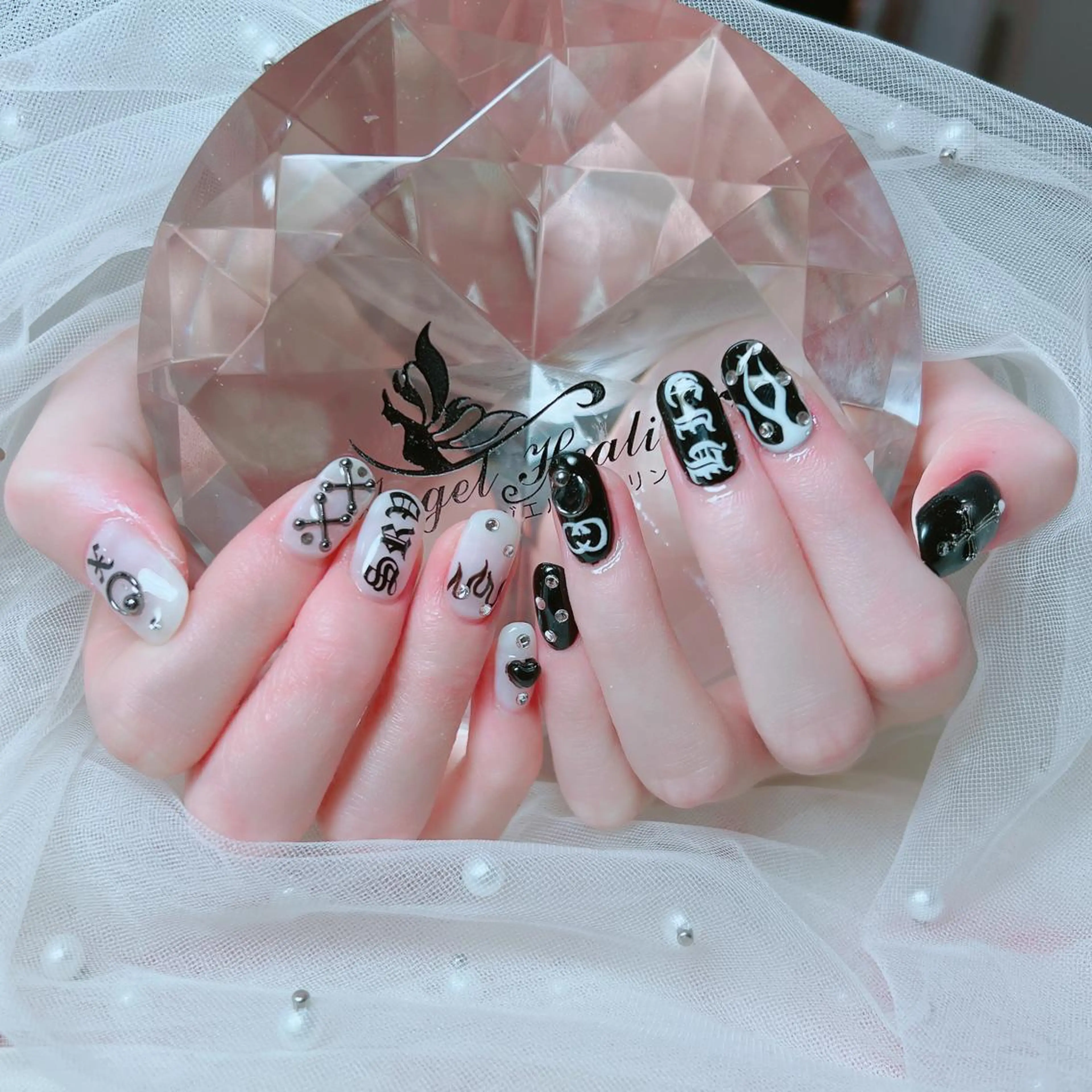 ネイル エンジェル ヒーリング 矢場町店のネイルデザイン