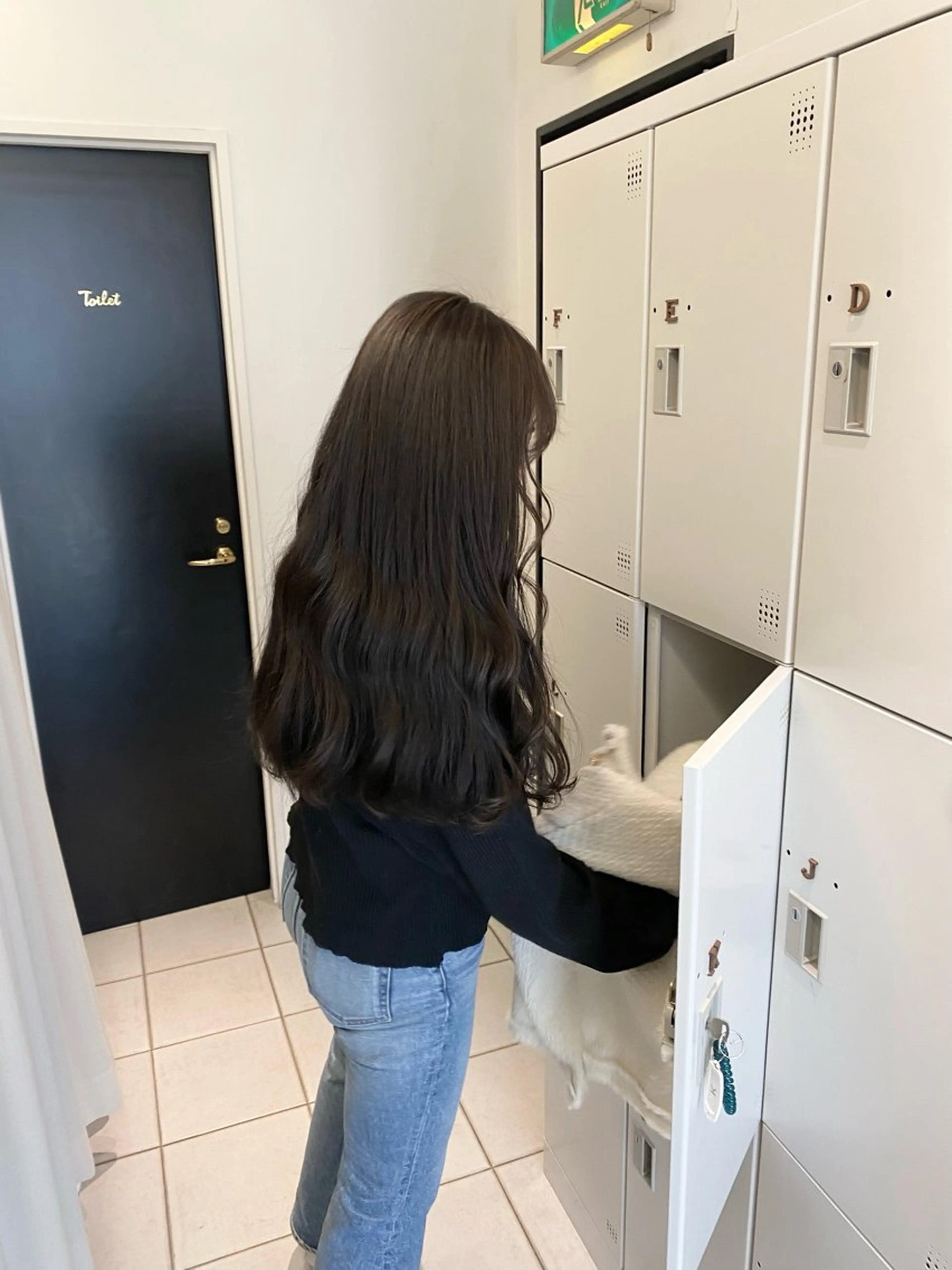 ロング カット ヘアカラー 松尾 美南海のヘアスタイル