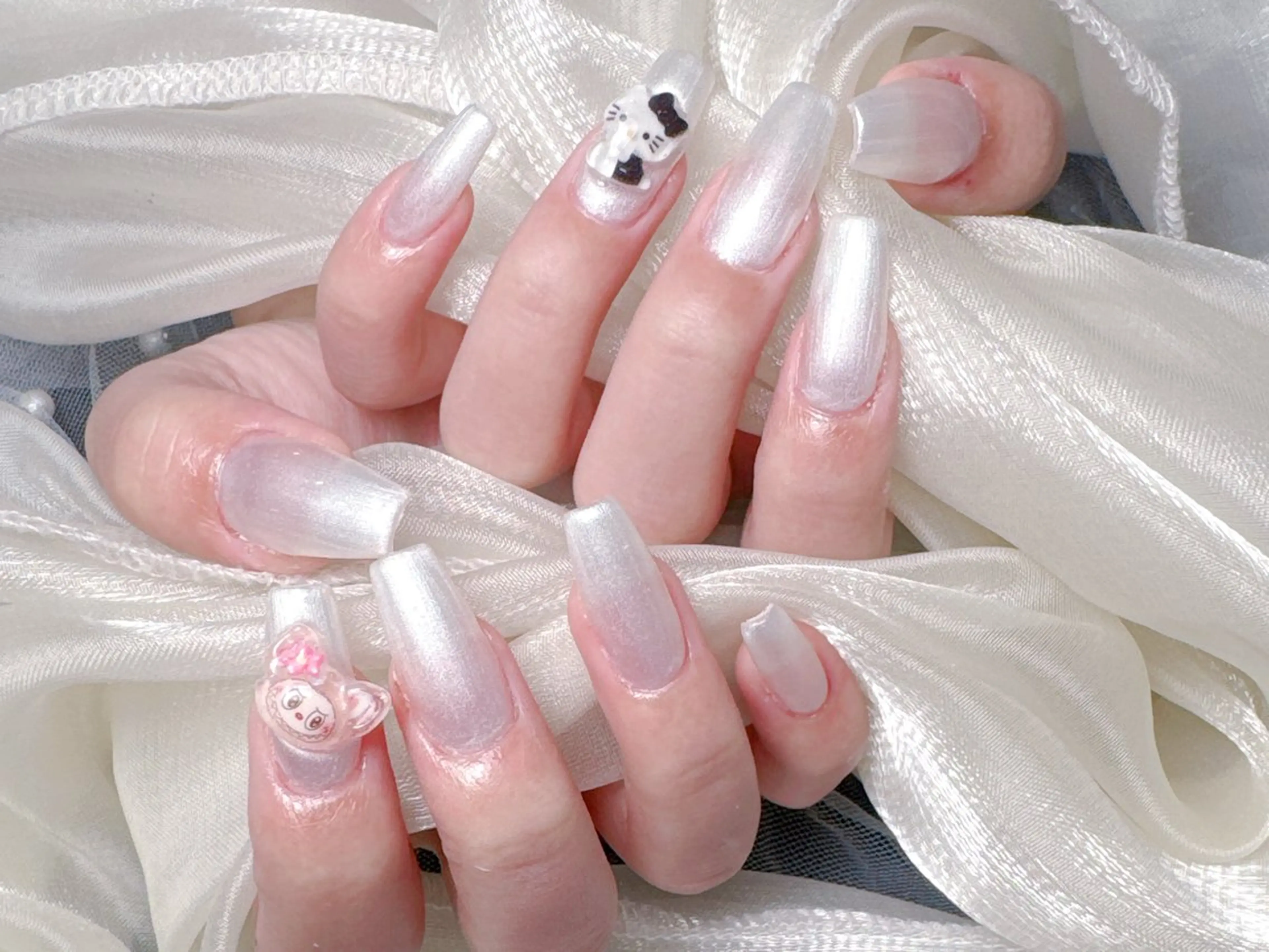 ネイル アートネイル フットネイル ジェルネイル ハート マグネットネイル ハンドネイル ハンドケア HD Studioのネイルデザイン