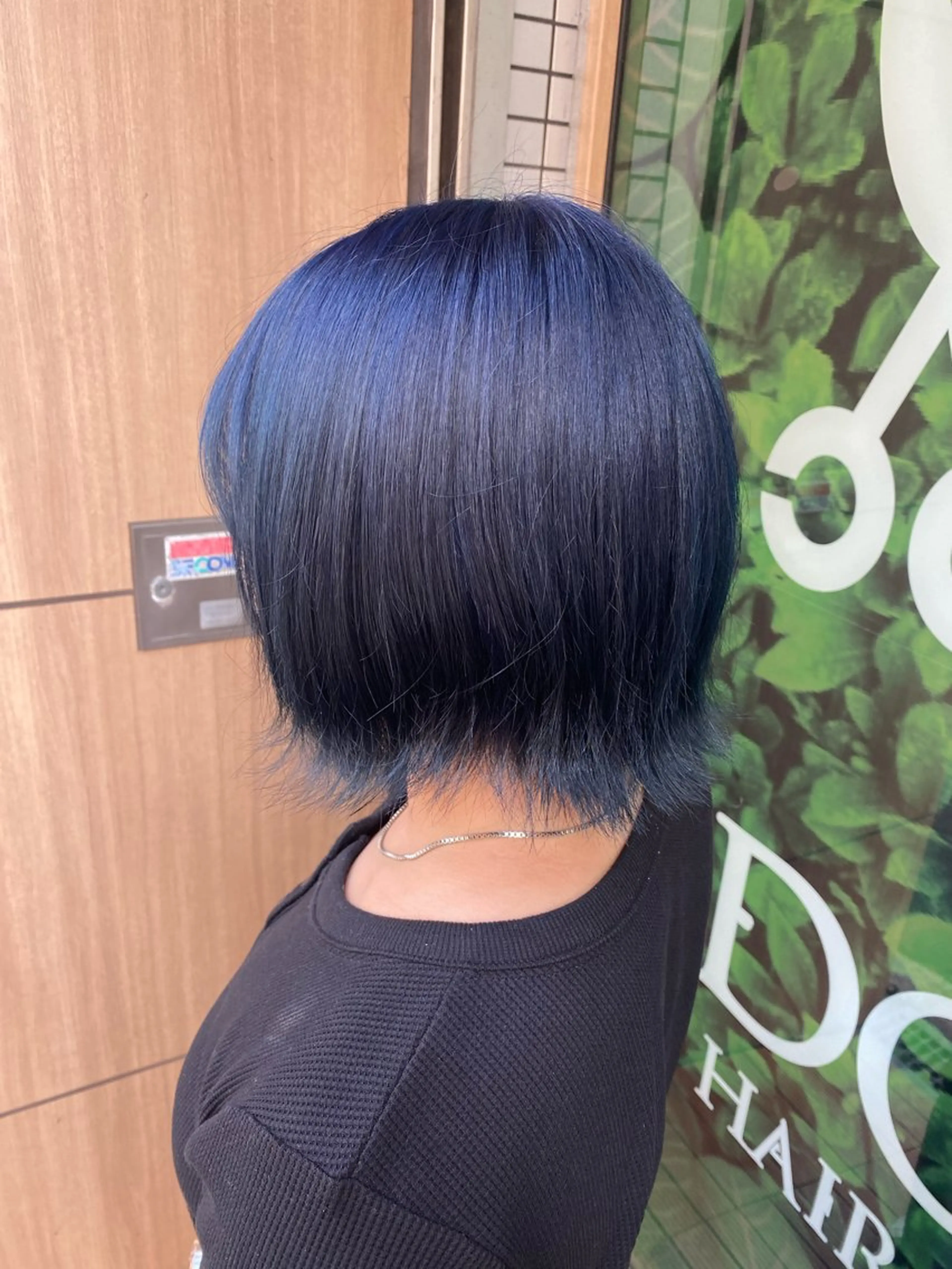 ショート カラー ネイビーカラー DOTE hair make【ドォート】所属・限界オタク美容師 💜Natsuki☁のヘアスタイル