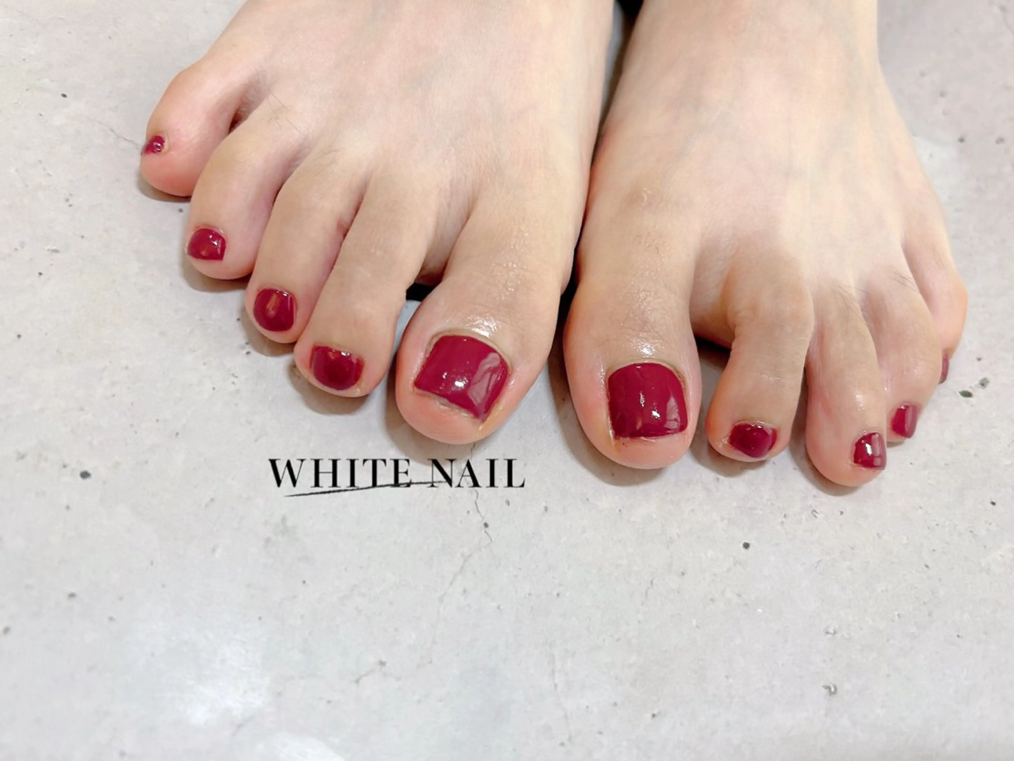 ネイル ワンカラーネイル フットネイル WHITE NAIL ホワイトネイルのネイルデザイン