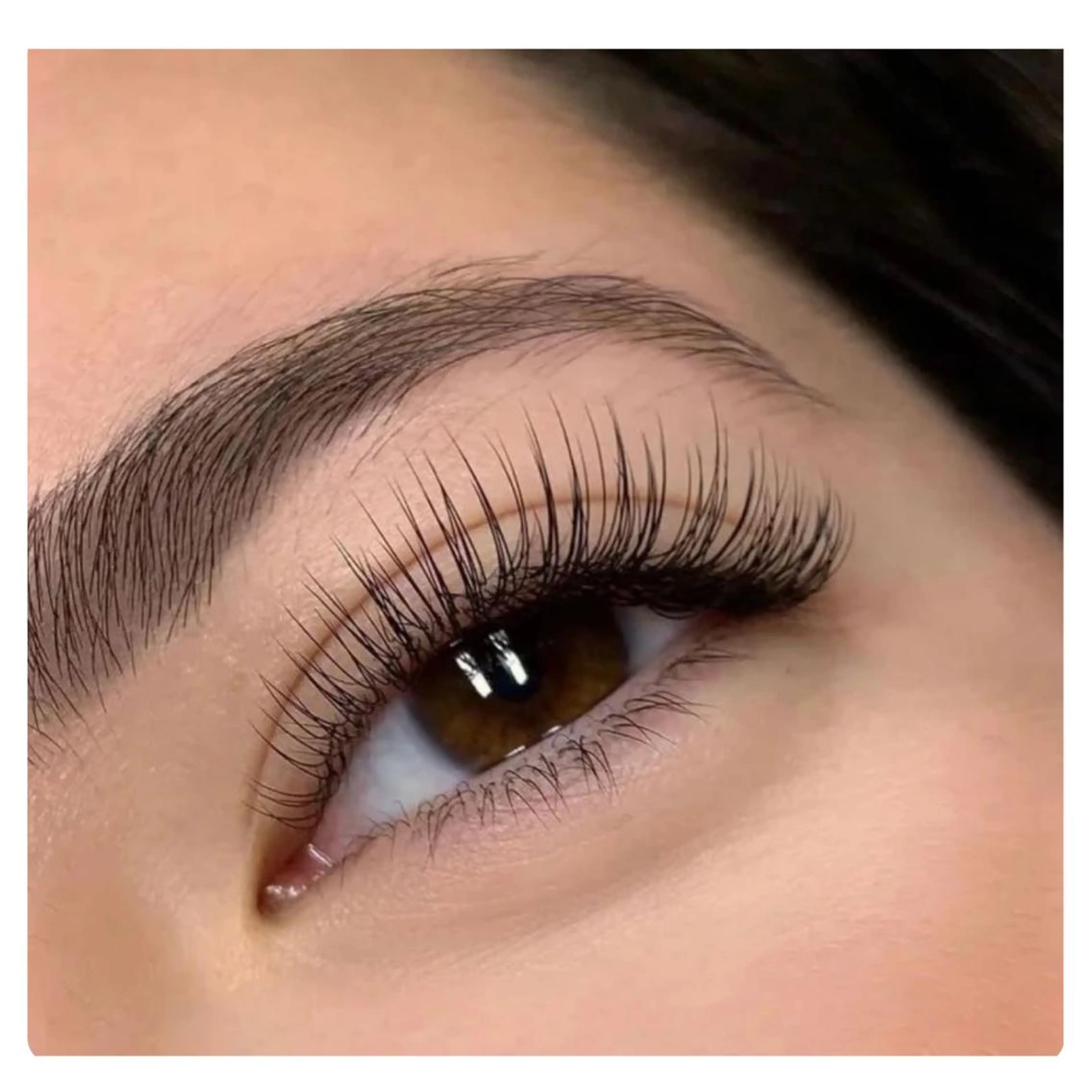 カラー パーマ ネイル マツエク・マツパ アイブロウ アップワードラッシュ 神山 ビューティー・アイのマツエク・マツパデザイン