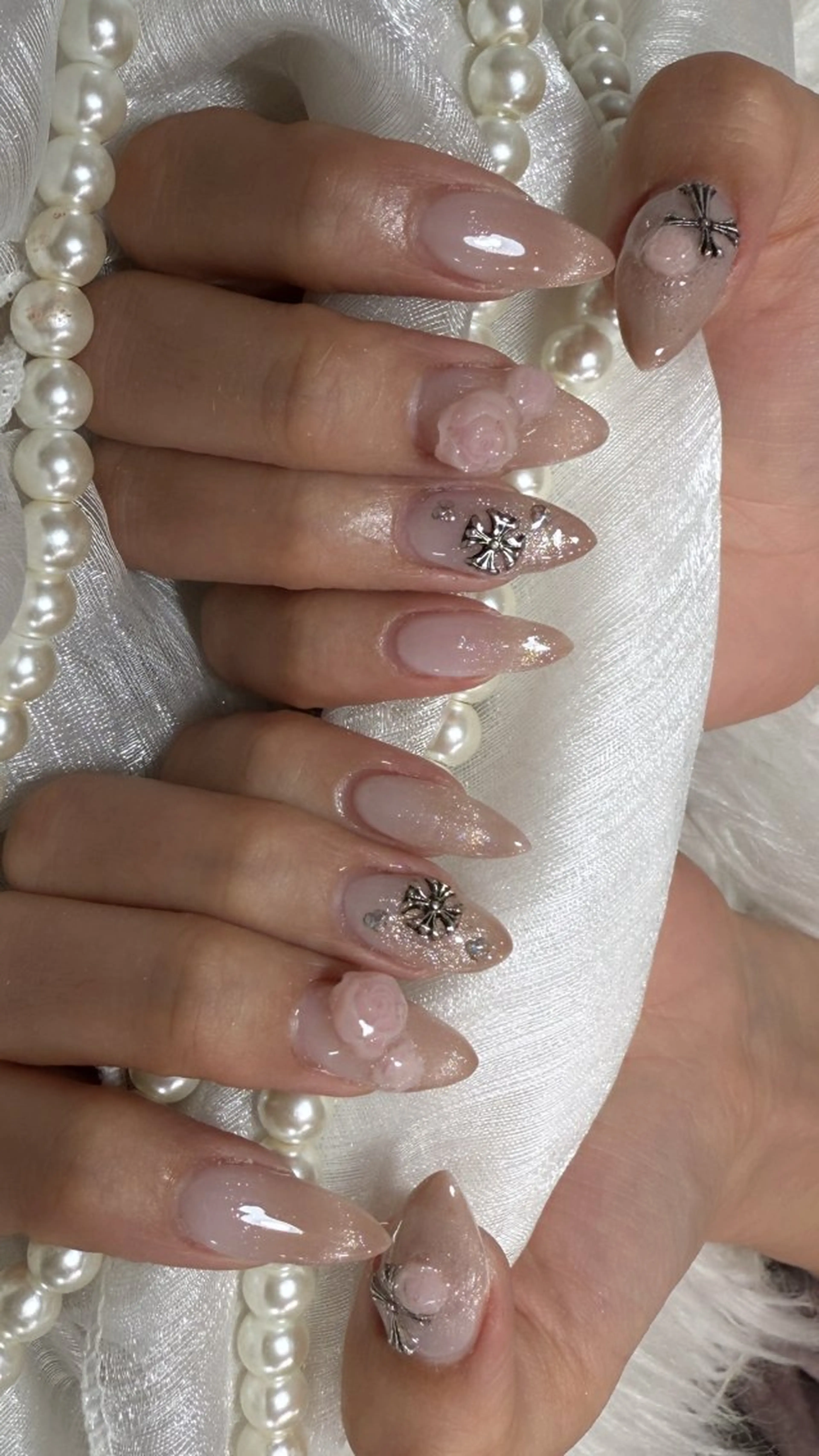 ネイル &Me さらのネイルデザイン