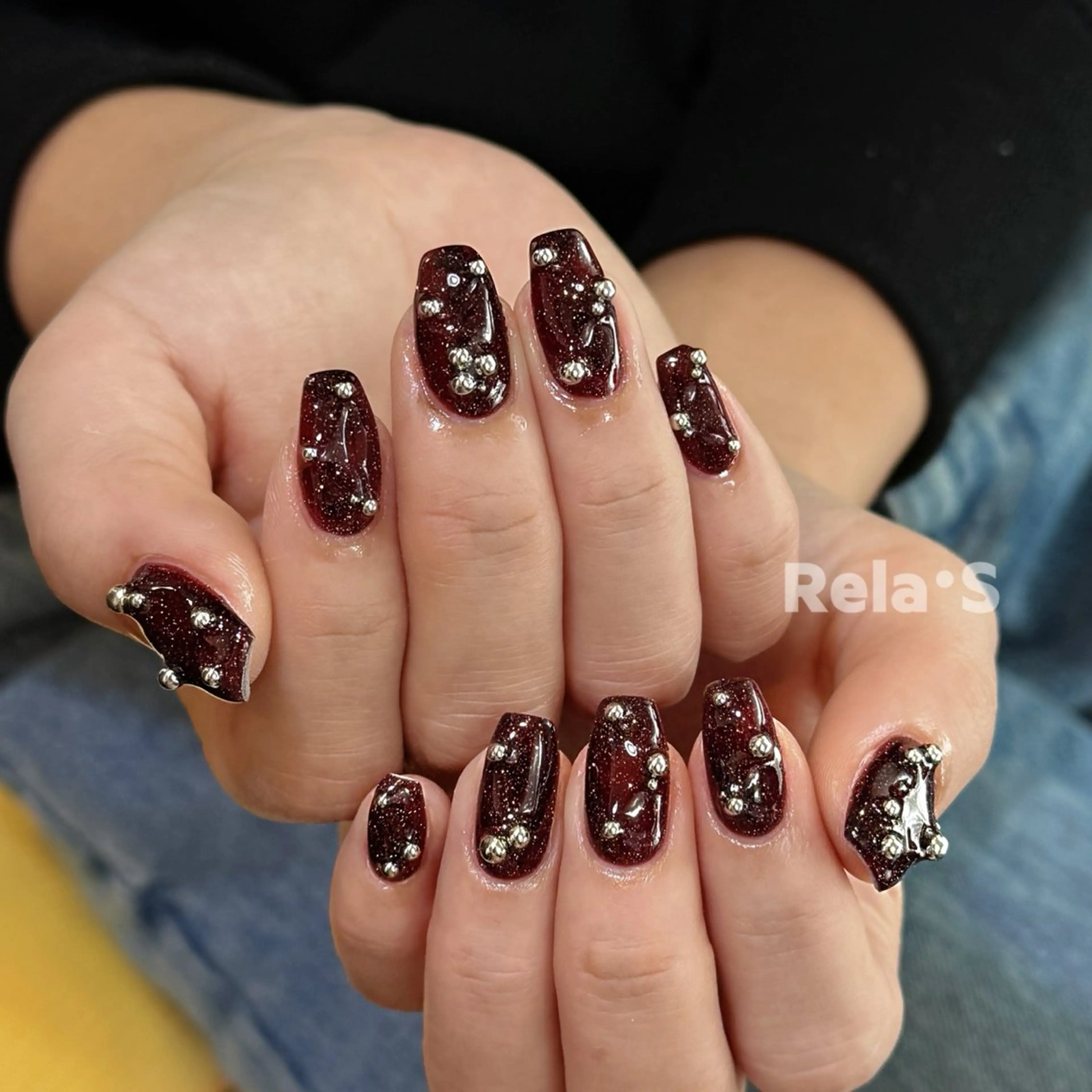 ネイル オーロラネイル 長さ出し フレンチネイル ジェルネイル ガラスフレンチ ハンドネイル Rela・S NAILのネイルデザイン