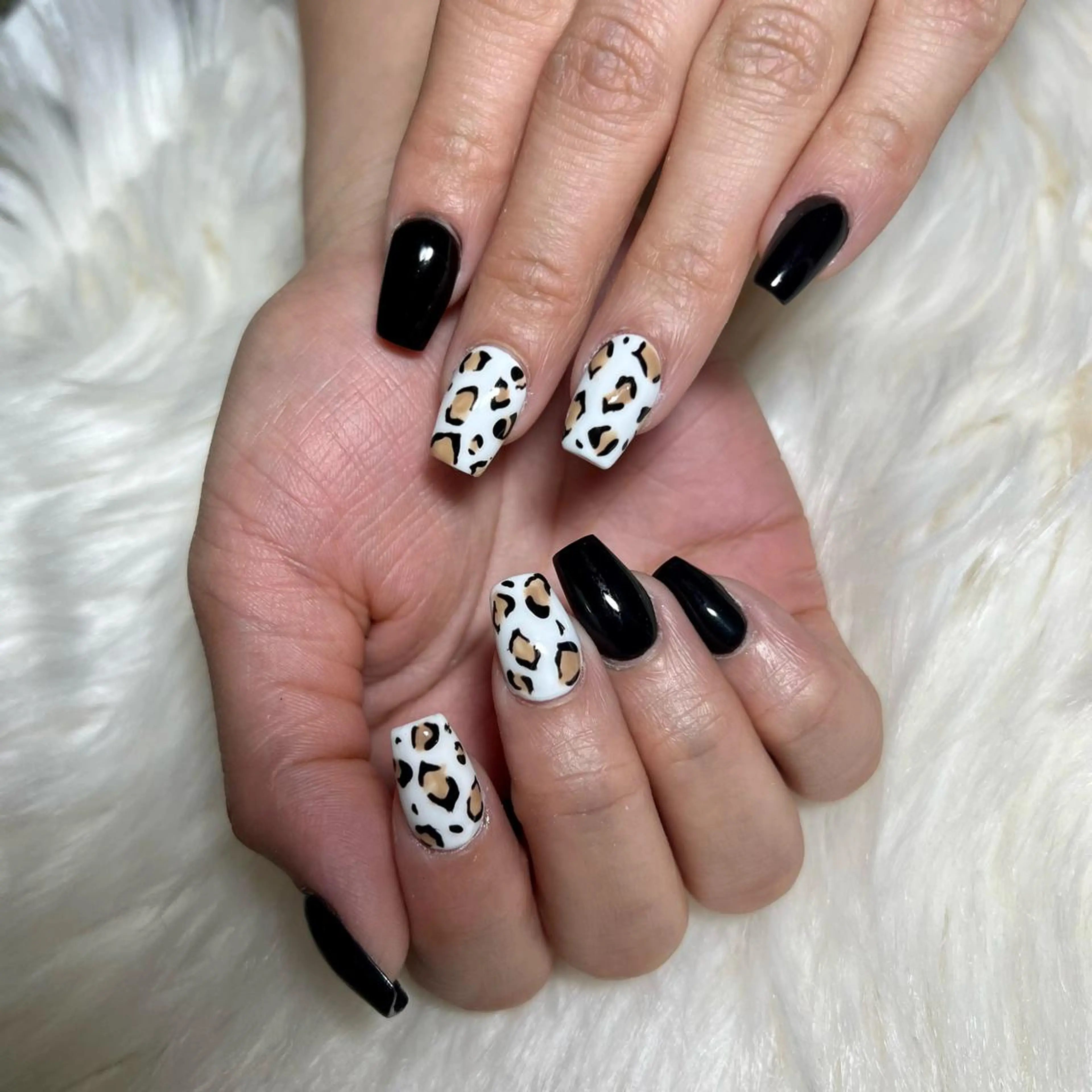 ネイル アートネイル スカルプネイル ハンドネイル feel ♡︎ remiのネイルデザイン