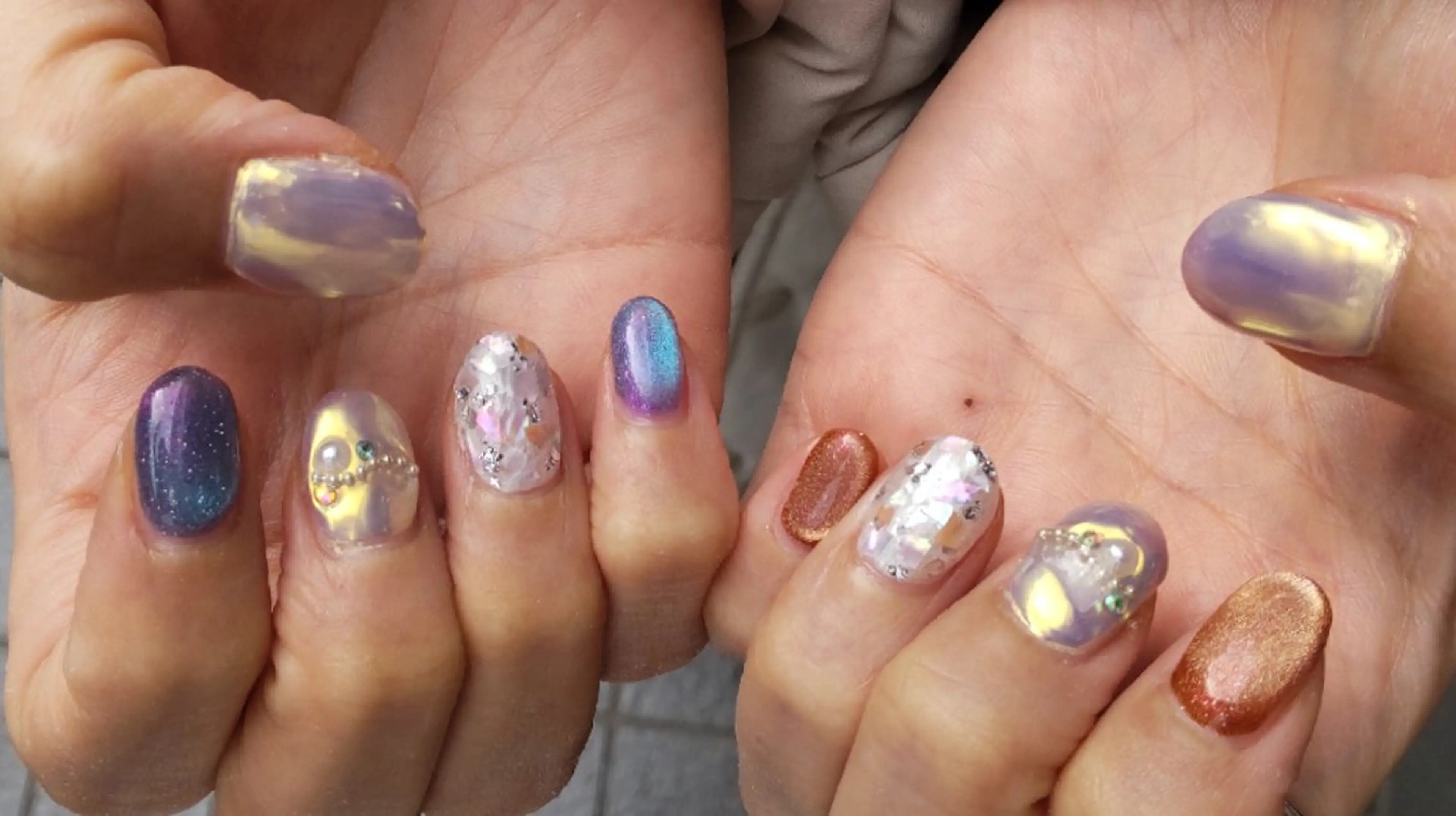 ネイル キラキラネイル マグネットネイル ミラーネイル MIURA＊ HIROKOのネイルデザイン