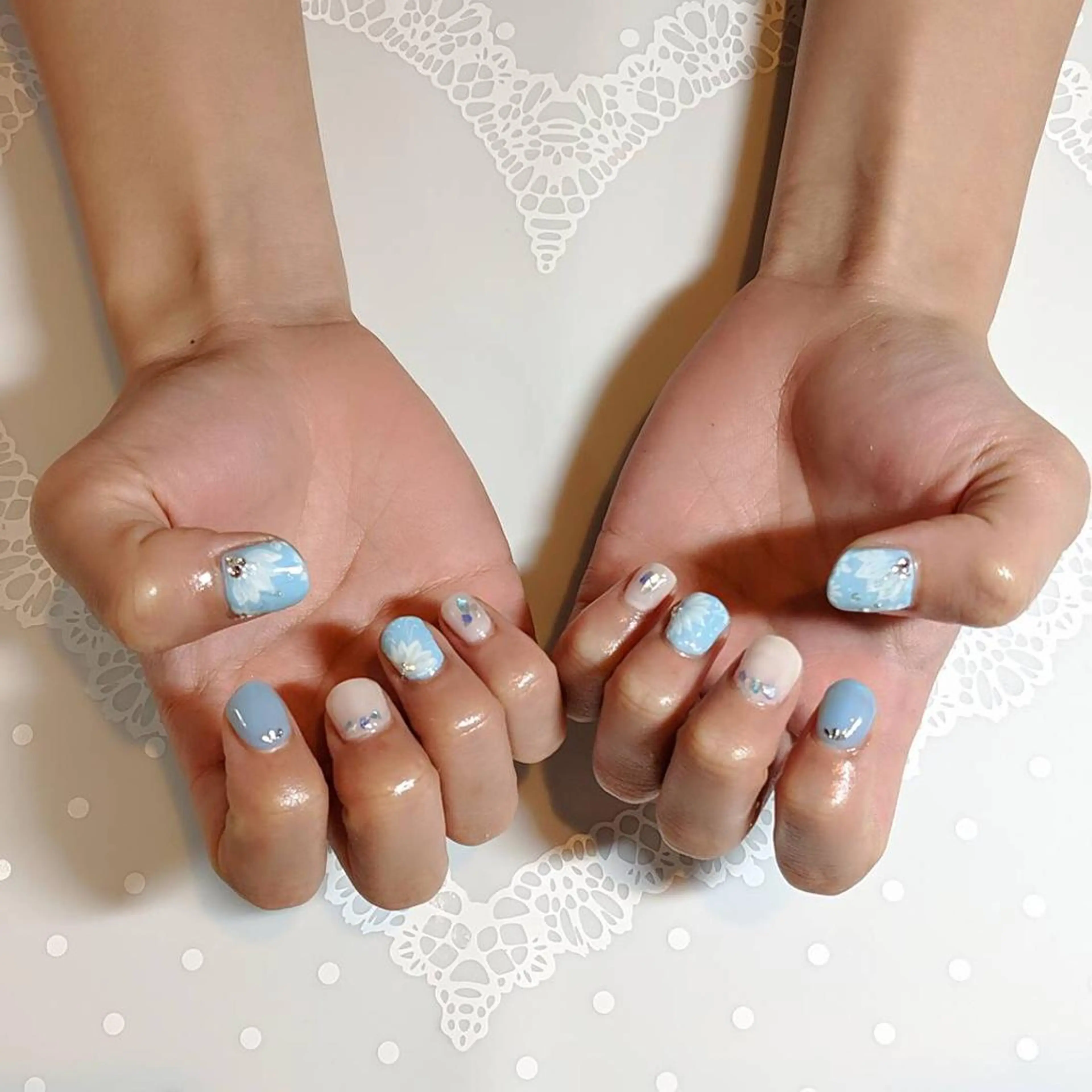 ネイル フラワーネイル milly nail （予約担当)のネイルデザイン