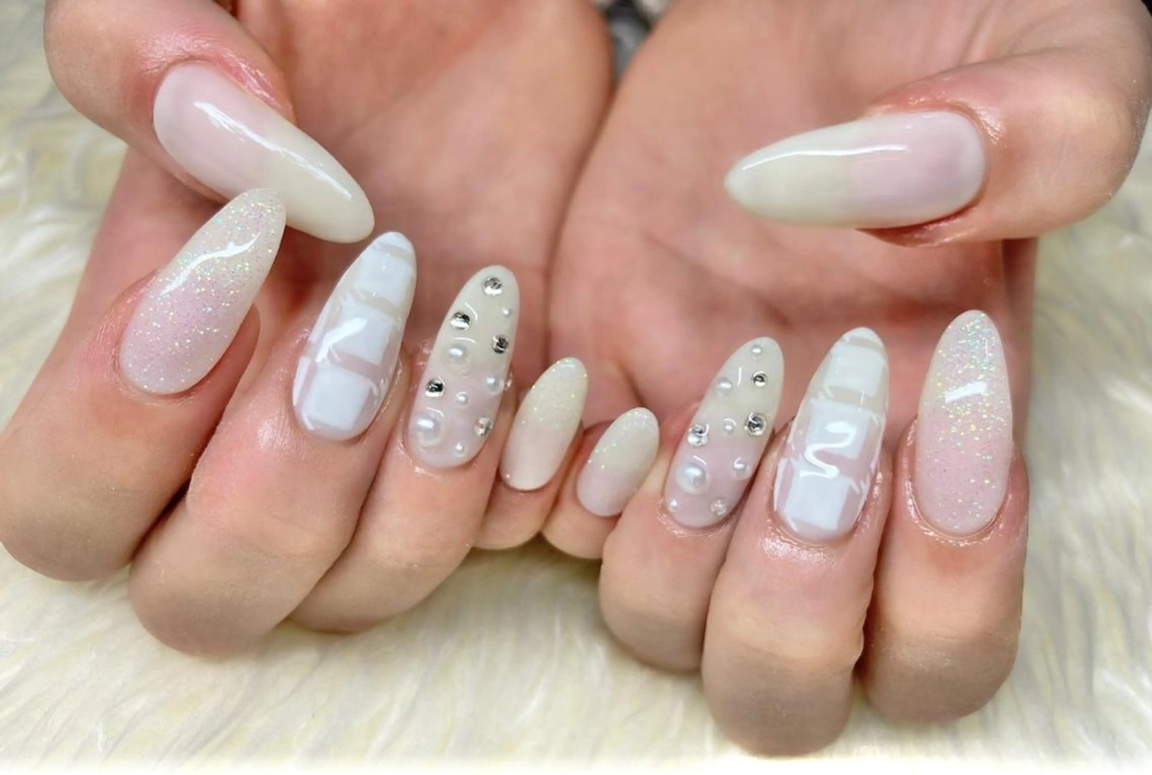 ネイル フレンチネイル ジェルネイル パラジェル スカルプネイル 冬ネイル ハンドネイル Nail&eye Belire 新宿のネイルデザイン