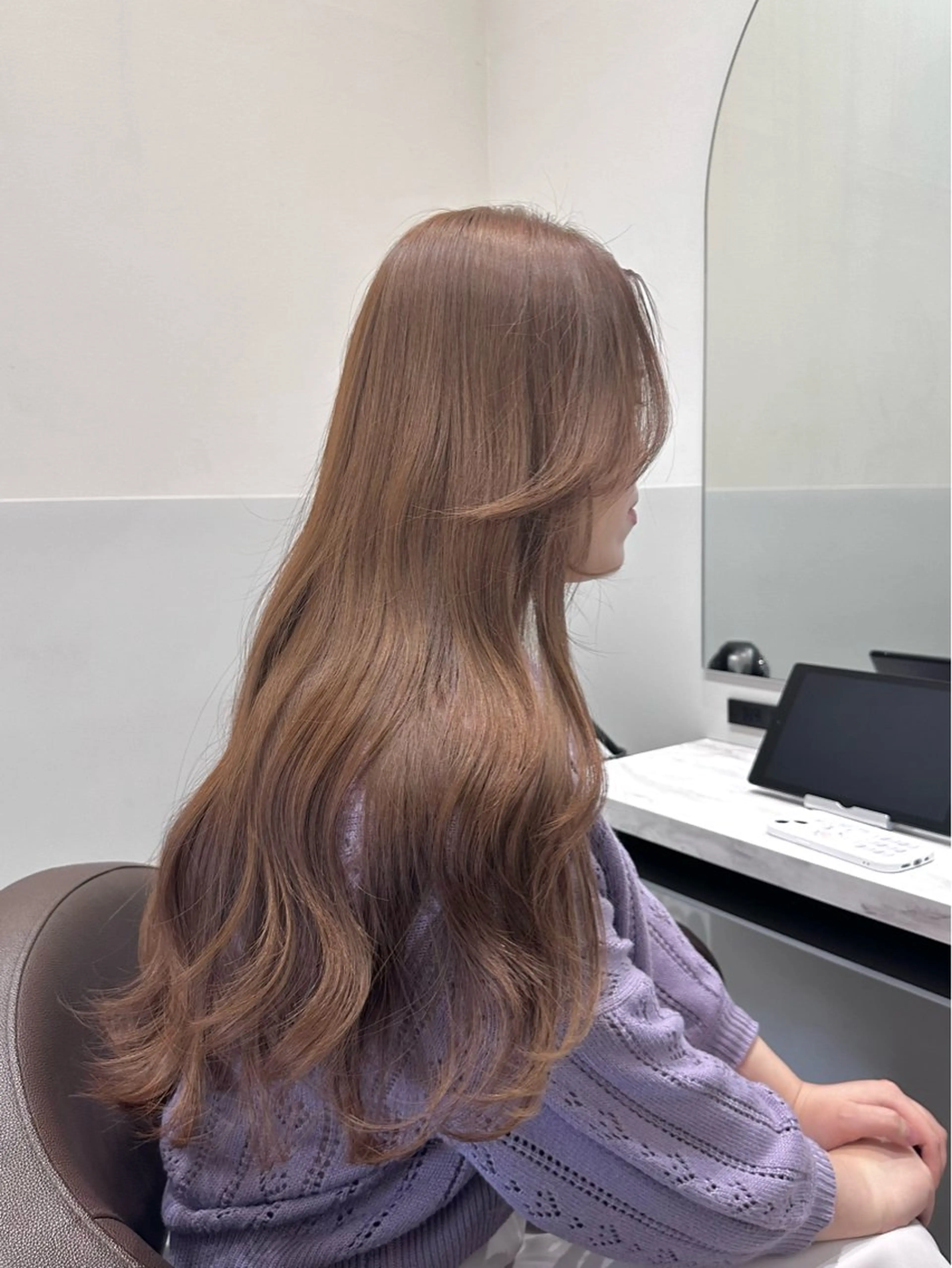ロング カラー ベージュカラー ブリーチ ブリーチなしカラー カット ヘアカラー トリートメント LUMO所属・矢野 晃平のヘアスタイル