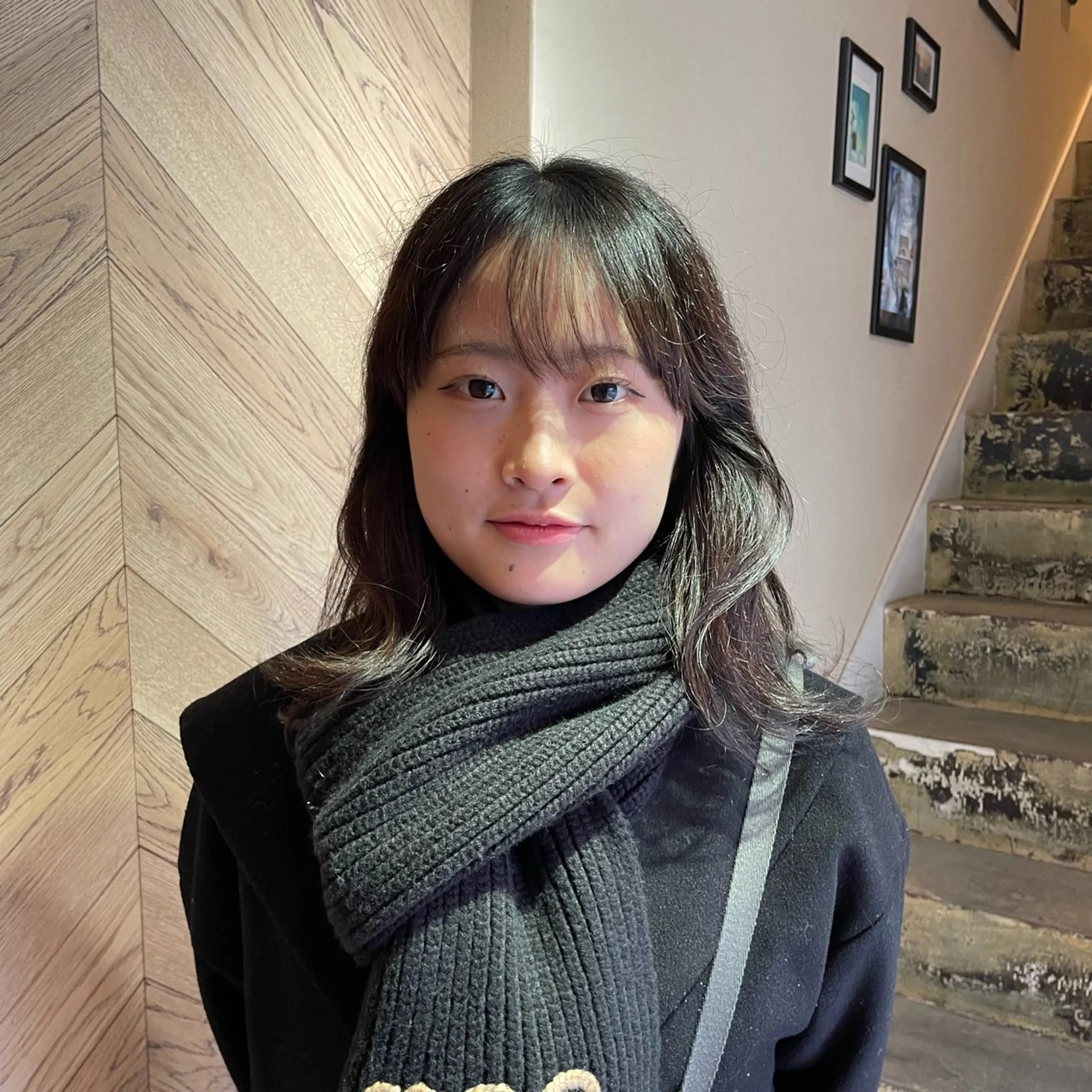 ミディアム 🍀FERIAあべの あらいことみ🍀のヘアスタイル