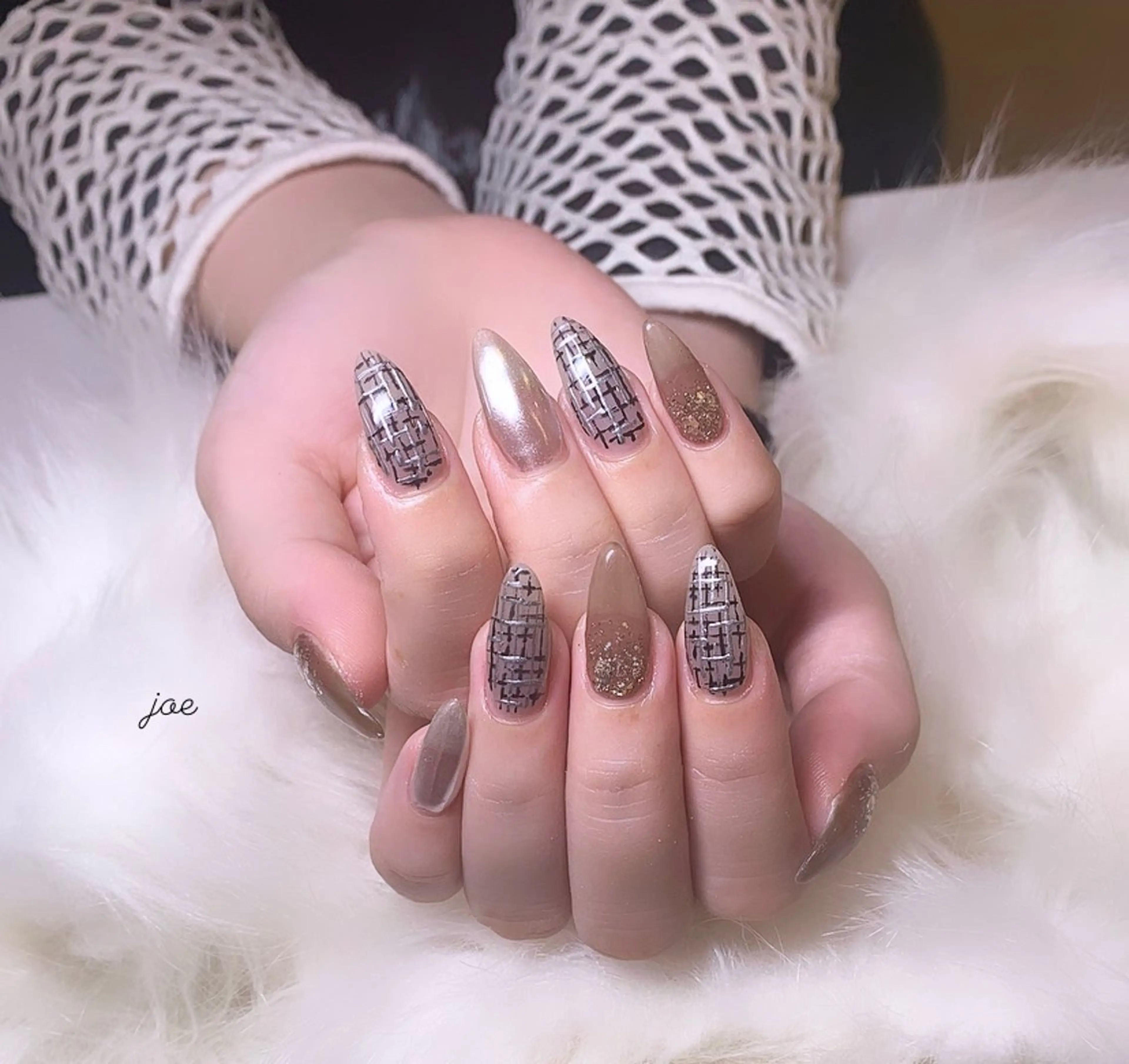 ネイル ツイードネイル 石堂 さくらのネイルデザイン