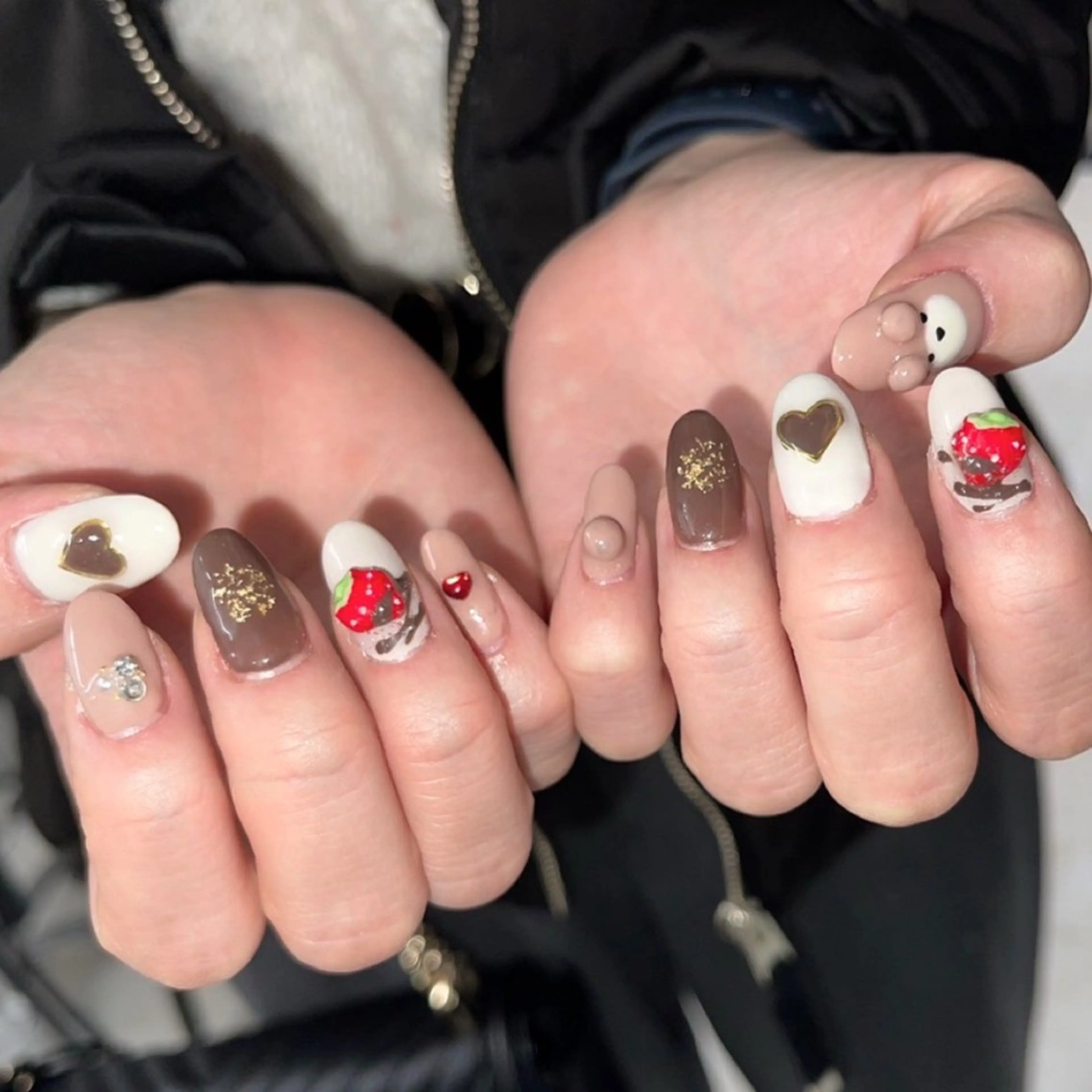 ネイル MODA MANAMIᵕ̈のネイルデザイン