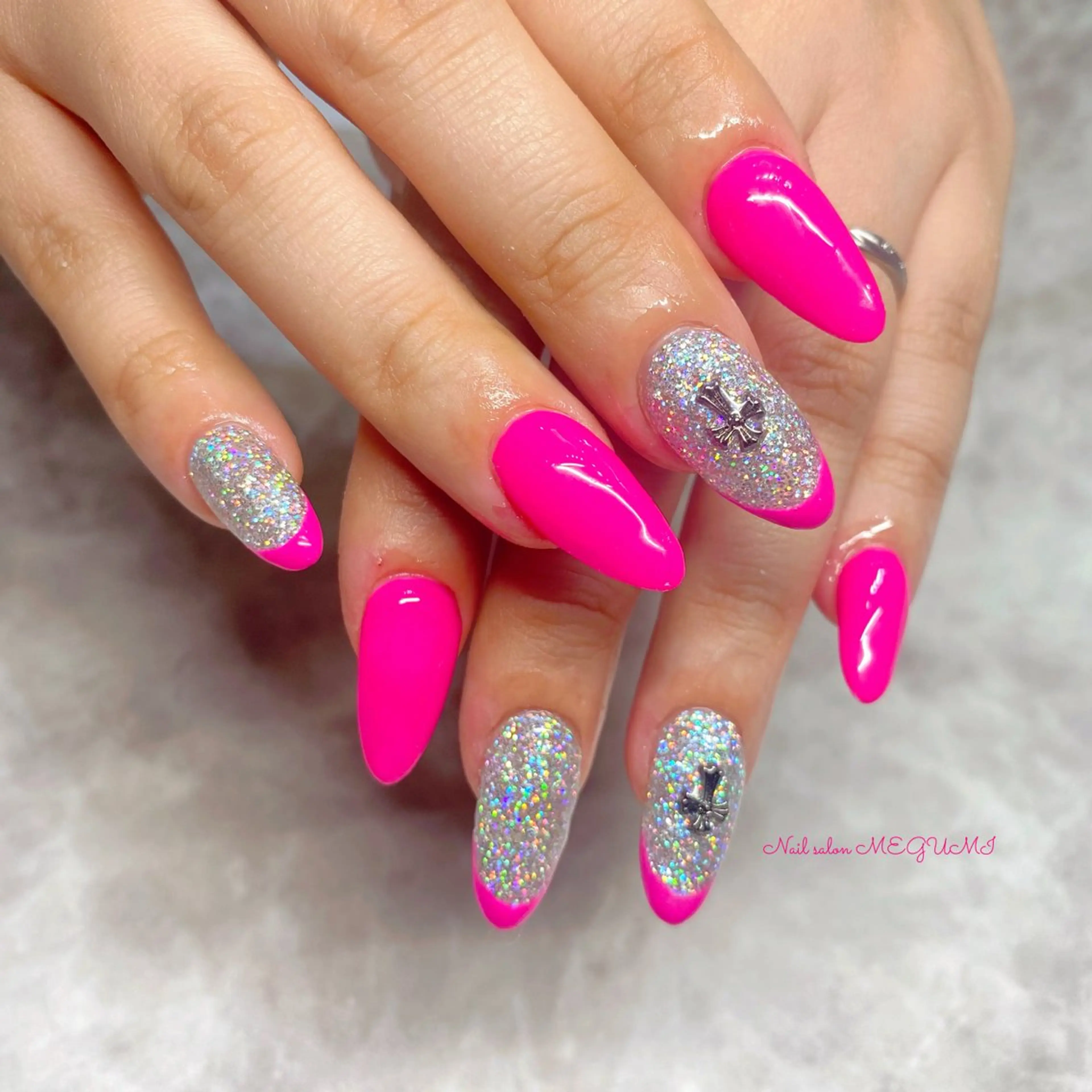 ネイル 持ち込み スカルプネイル Nail salon MEGUMIのネイルデザイン