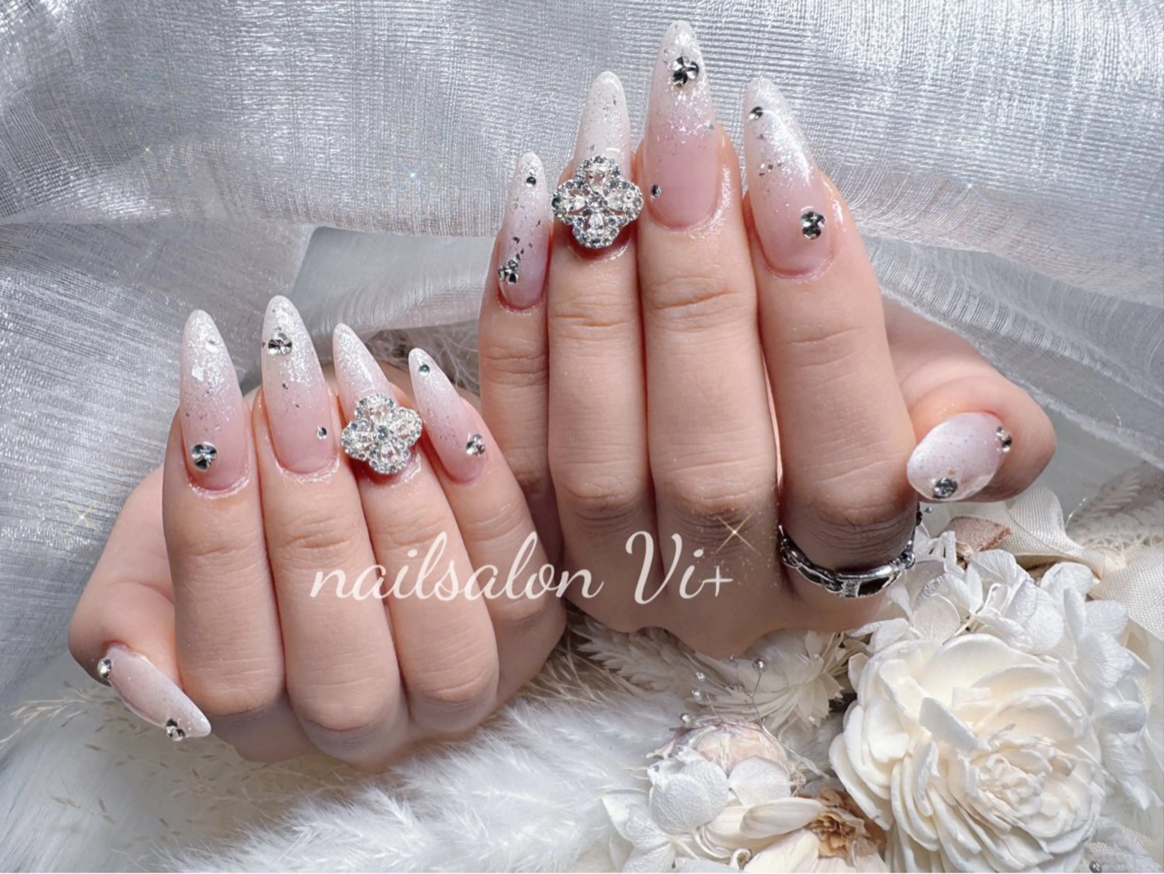 ネイル ハンドネイル ✨Nailsalon Vi+✨のネイルデザイン