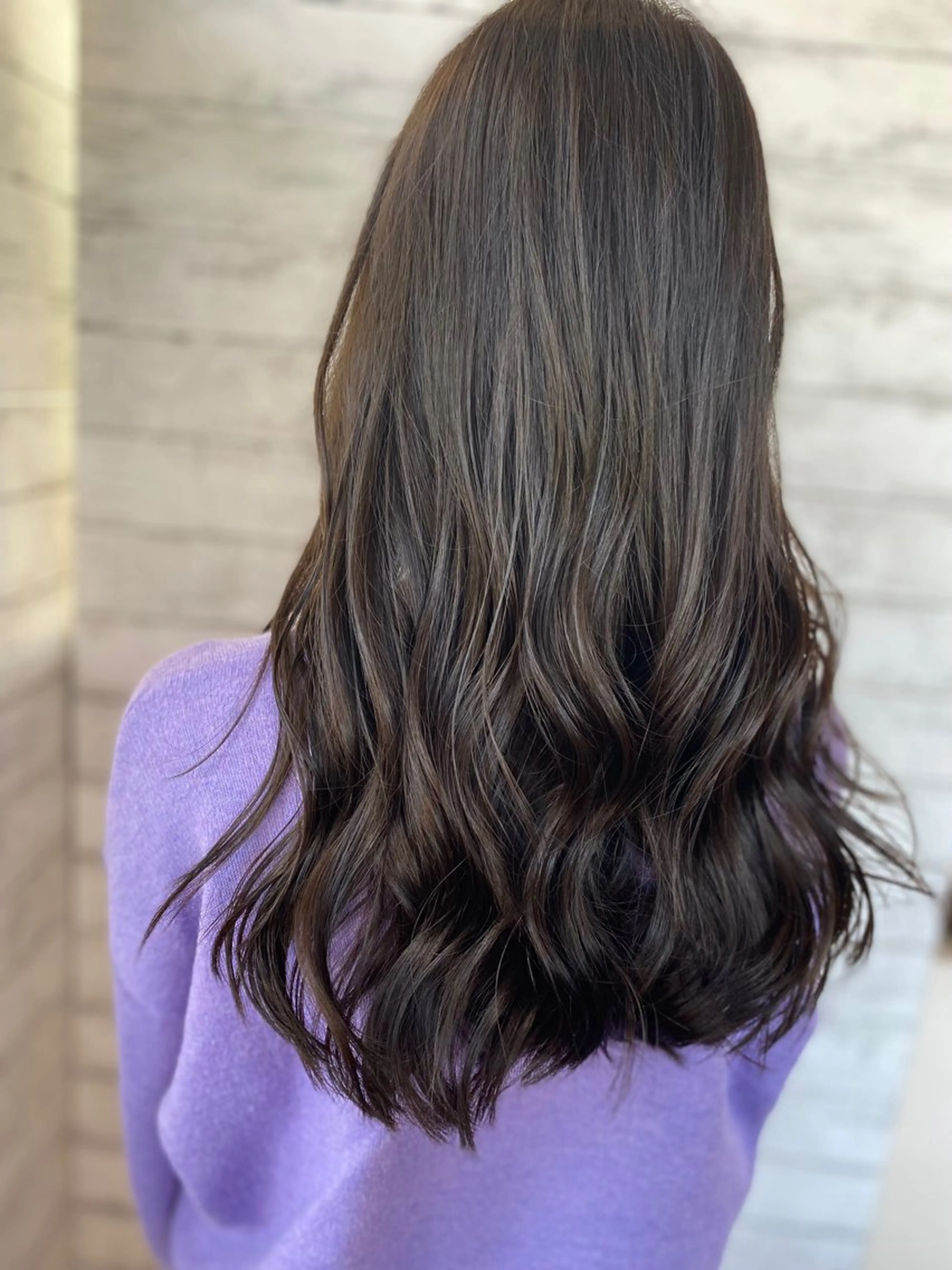 レイヤーカット＋カラー＋オリジナルトリートメントの写真