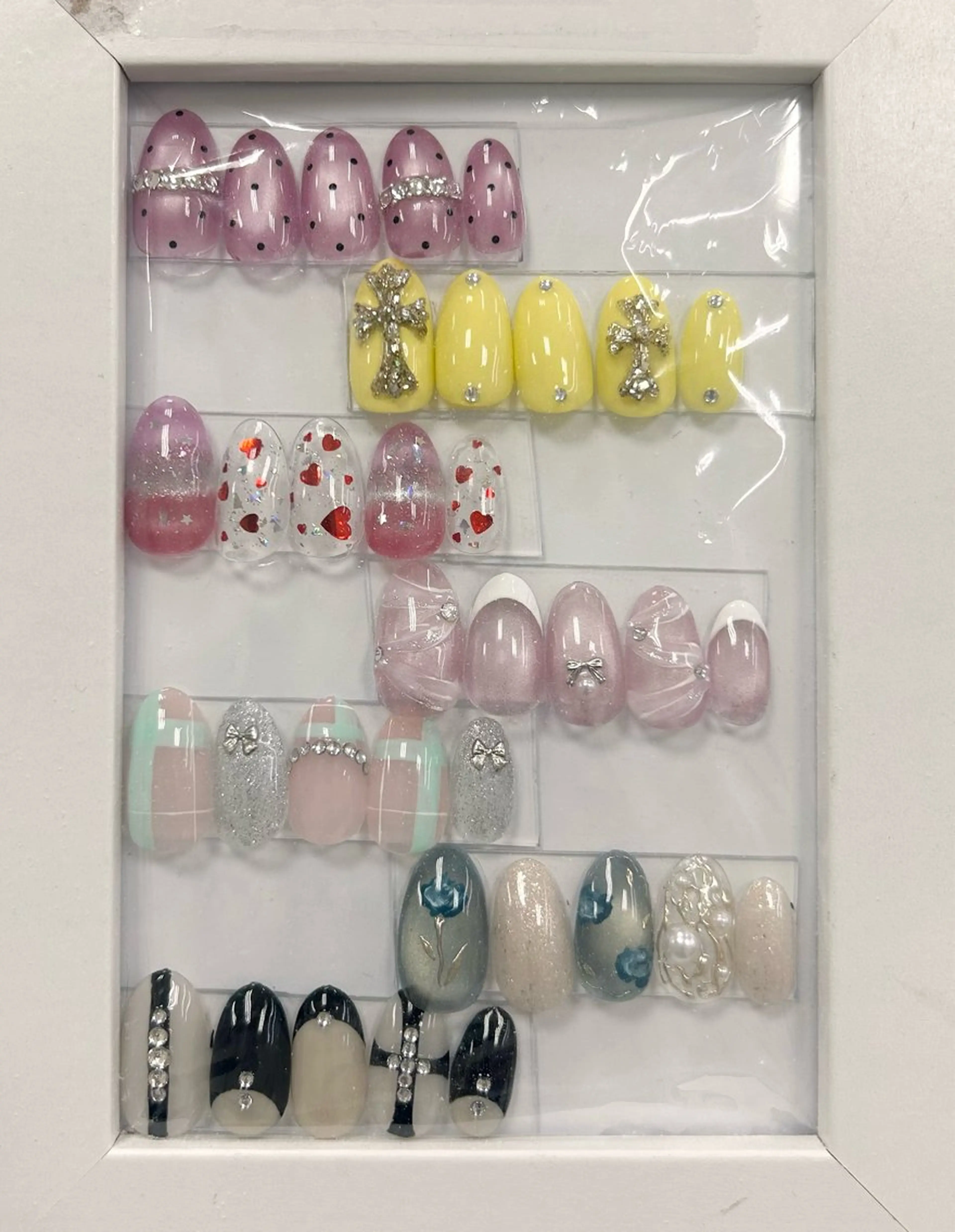 ネイル ハンドネイル Bianca  🎀 Hayakawaのネイルデザイン