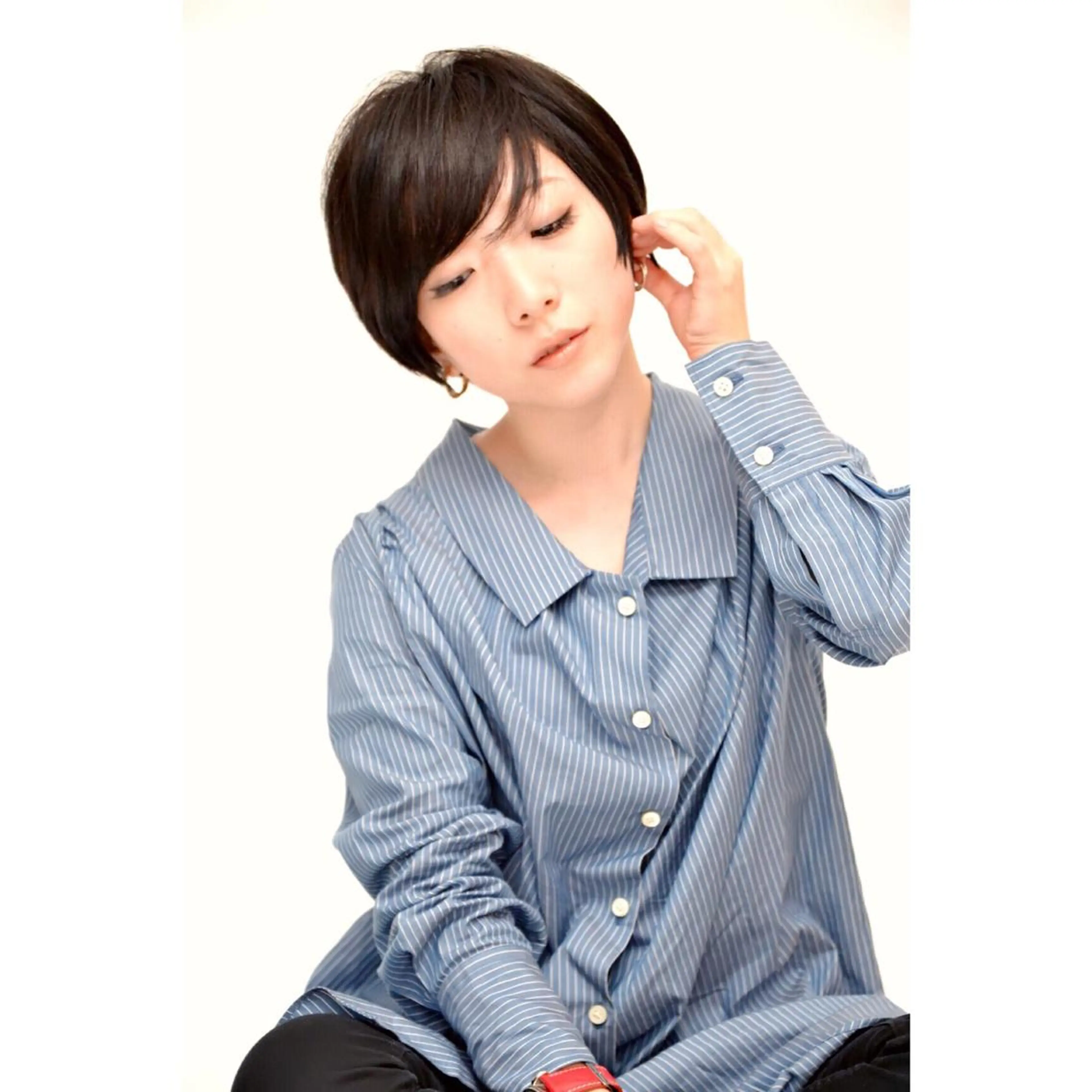 ショート ミディアム カラー ブルーカラー ブルーグレー ブルーグレージュ 透明感カラー グレージュ 江上拓郎/ショート /酸性ストレートのヘアスタイル