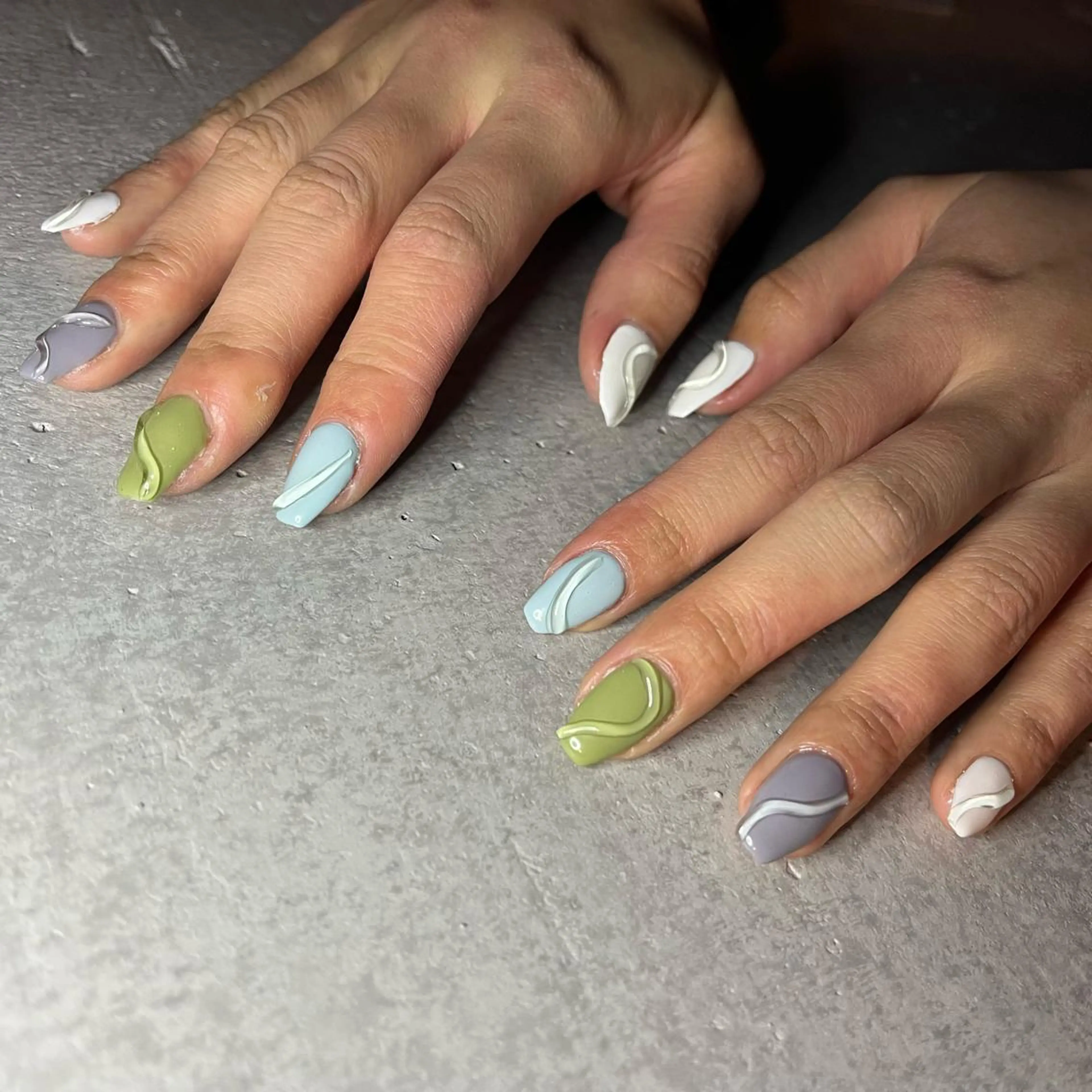 ネイル 🤎Two ERI🤎のネイルデザイン