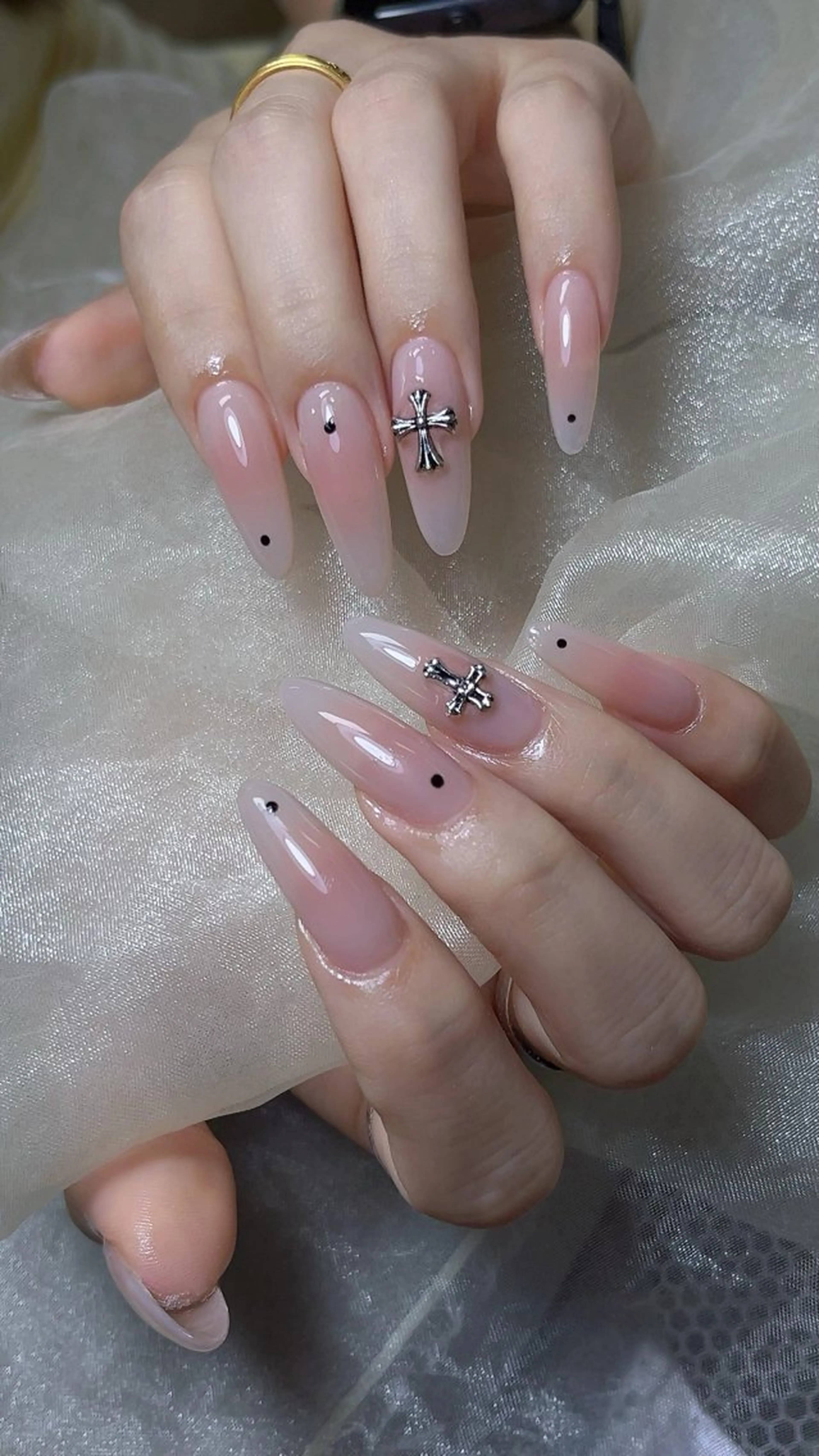 ネイル EE.Nail所属・FuFu.Nail 2️⃣番のネイルデザイン