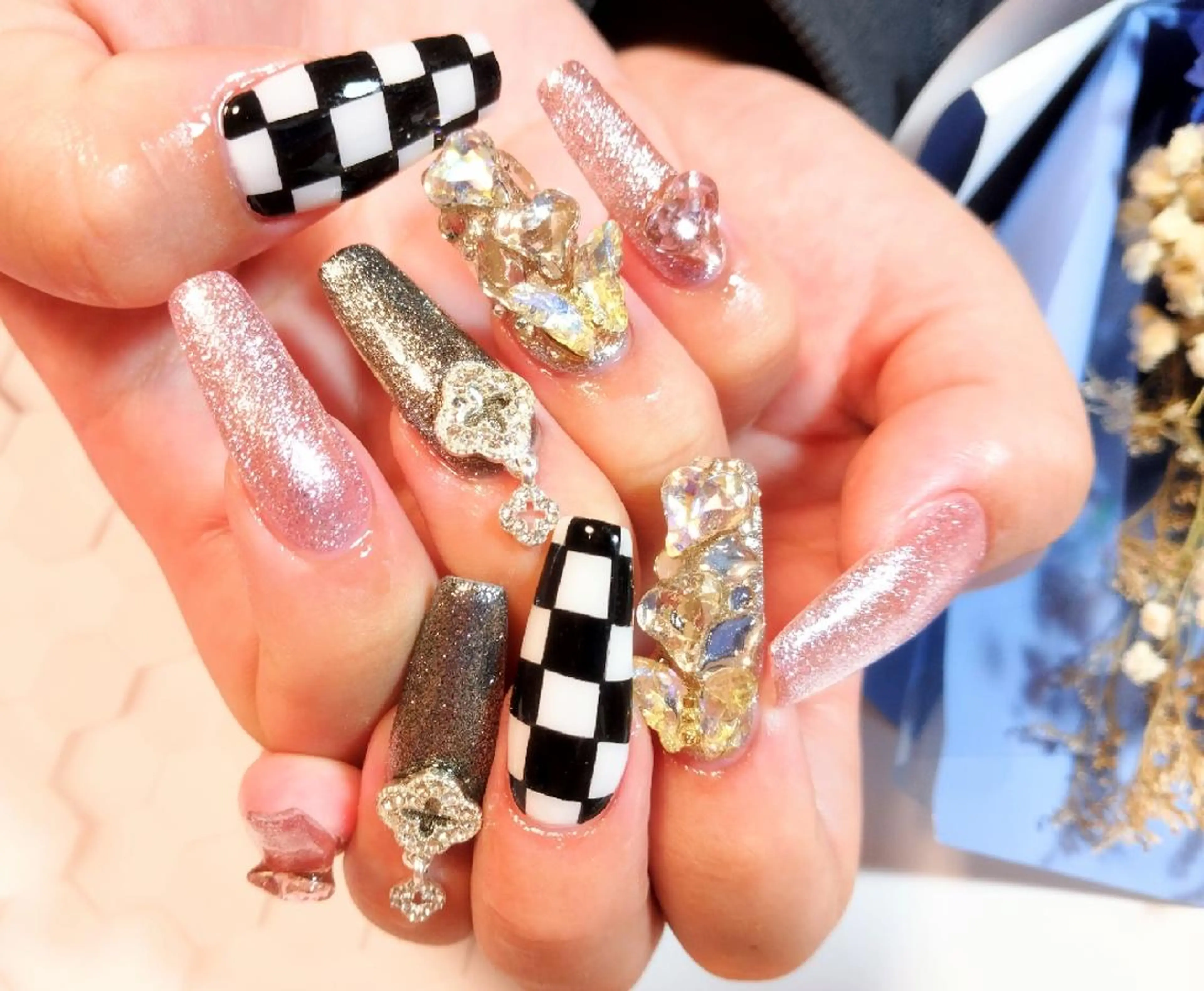 ネイル 長さ出し スカルプネイル ＤI'A ネイルサロンのネイルデザイン